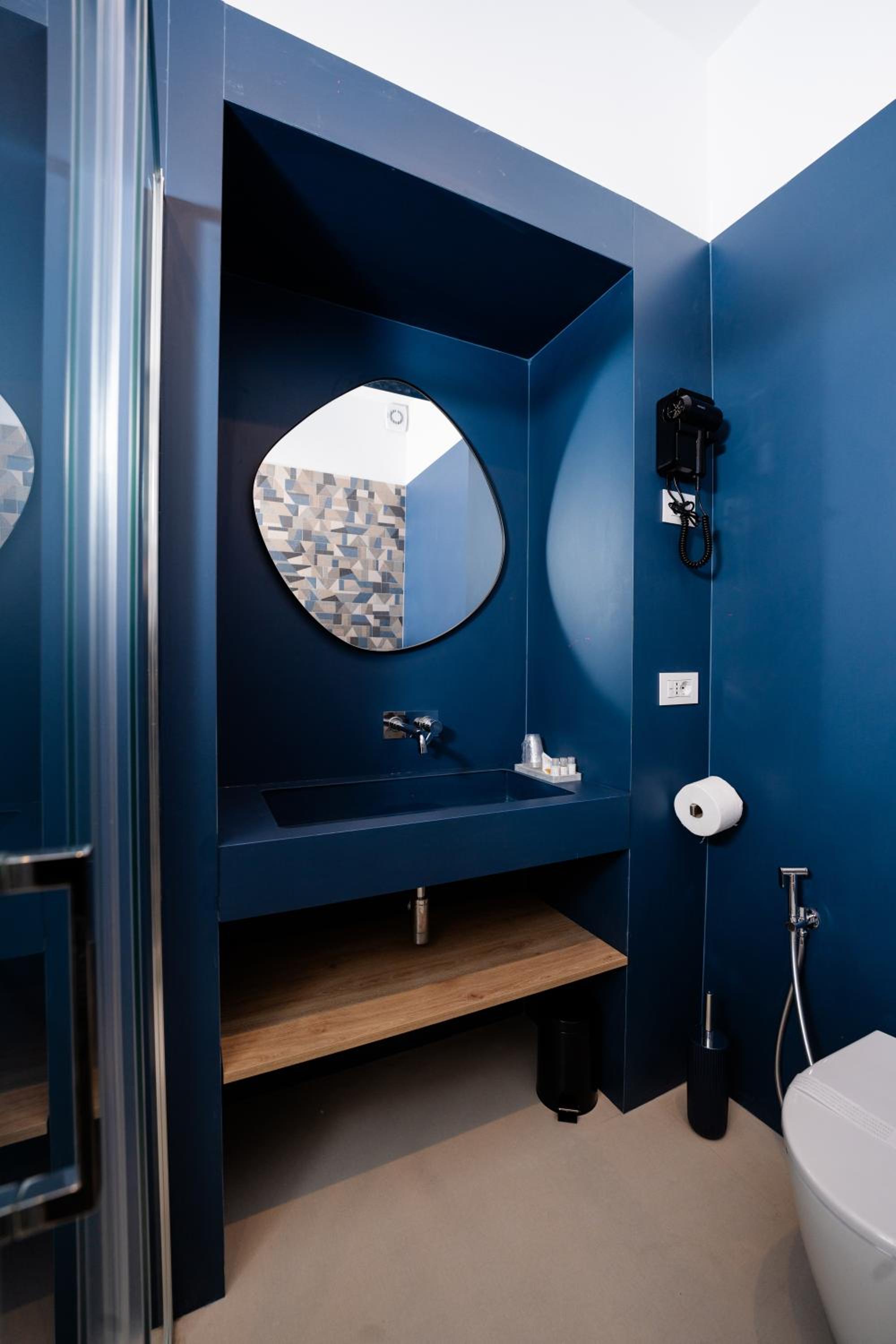 Four Points Suites