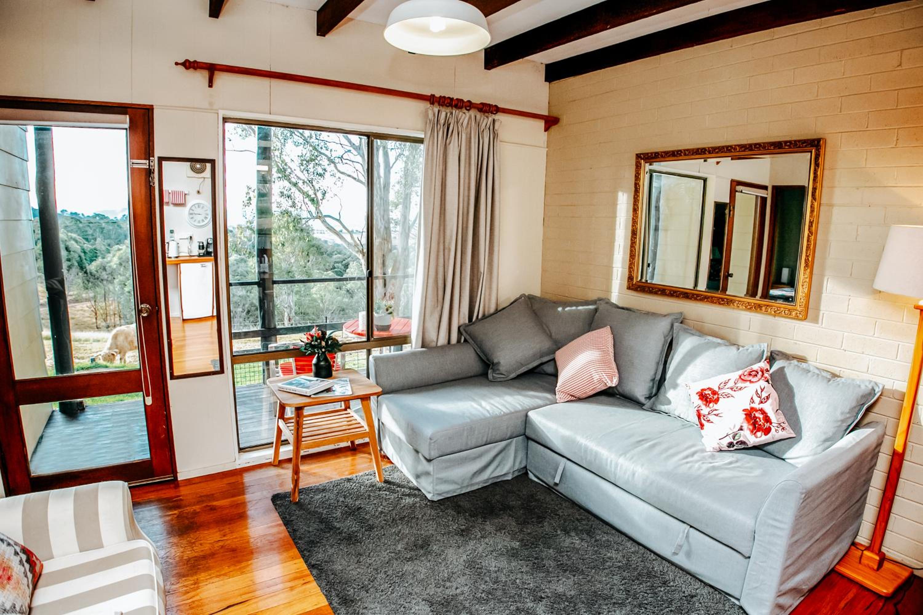 Bumblebrook Farm Motel