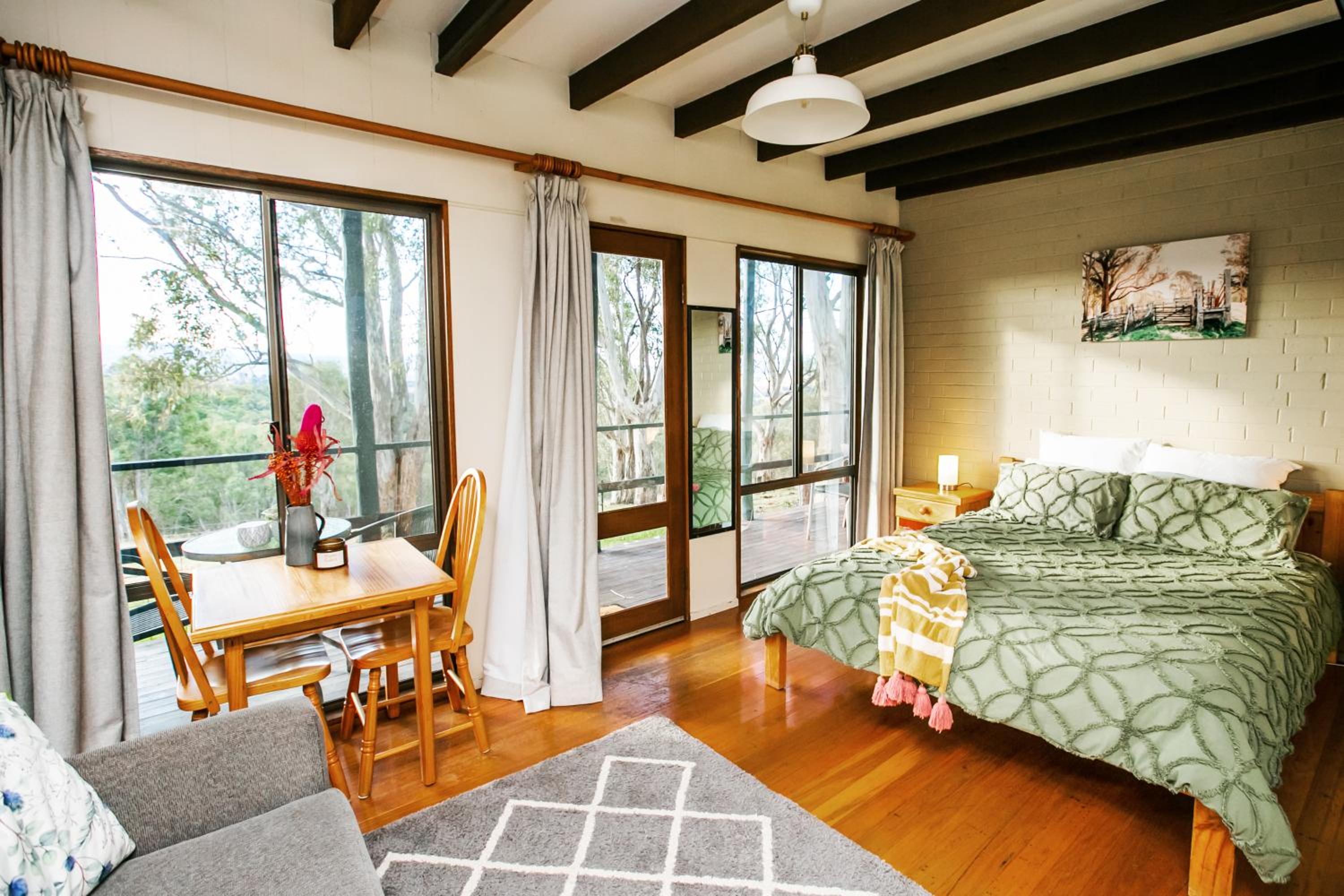 Bumblebrook Farm Motel