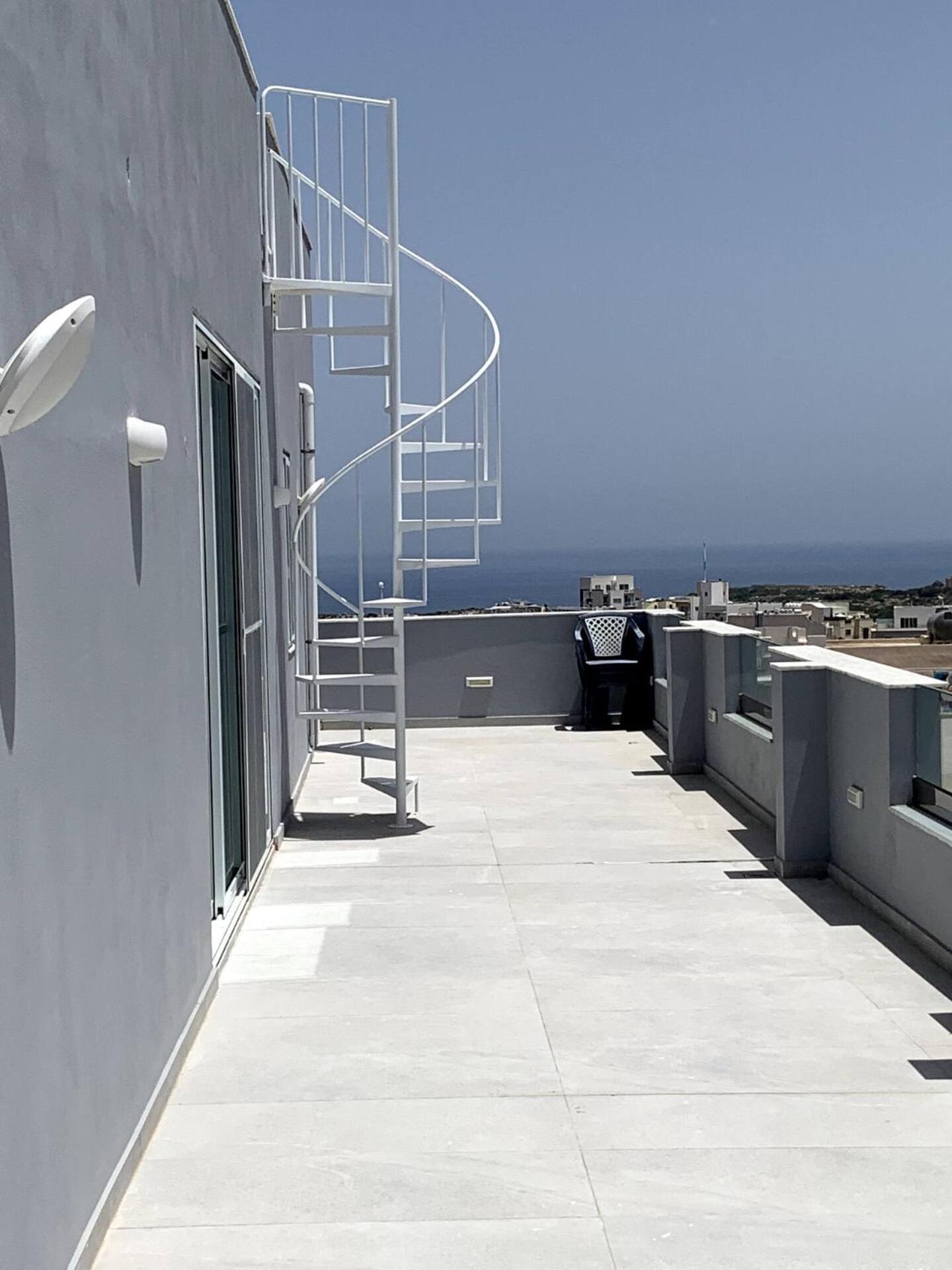 Private Pool for your holiday in Mellieha!