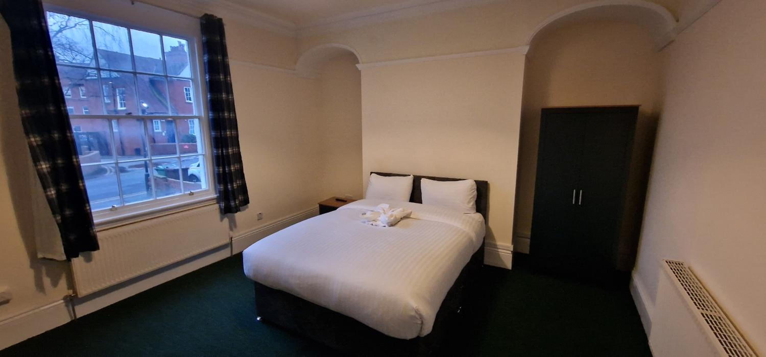 QUICK ROOMz WAKEFIELD