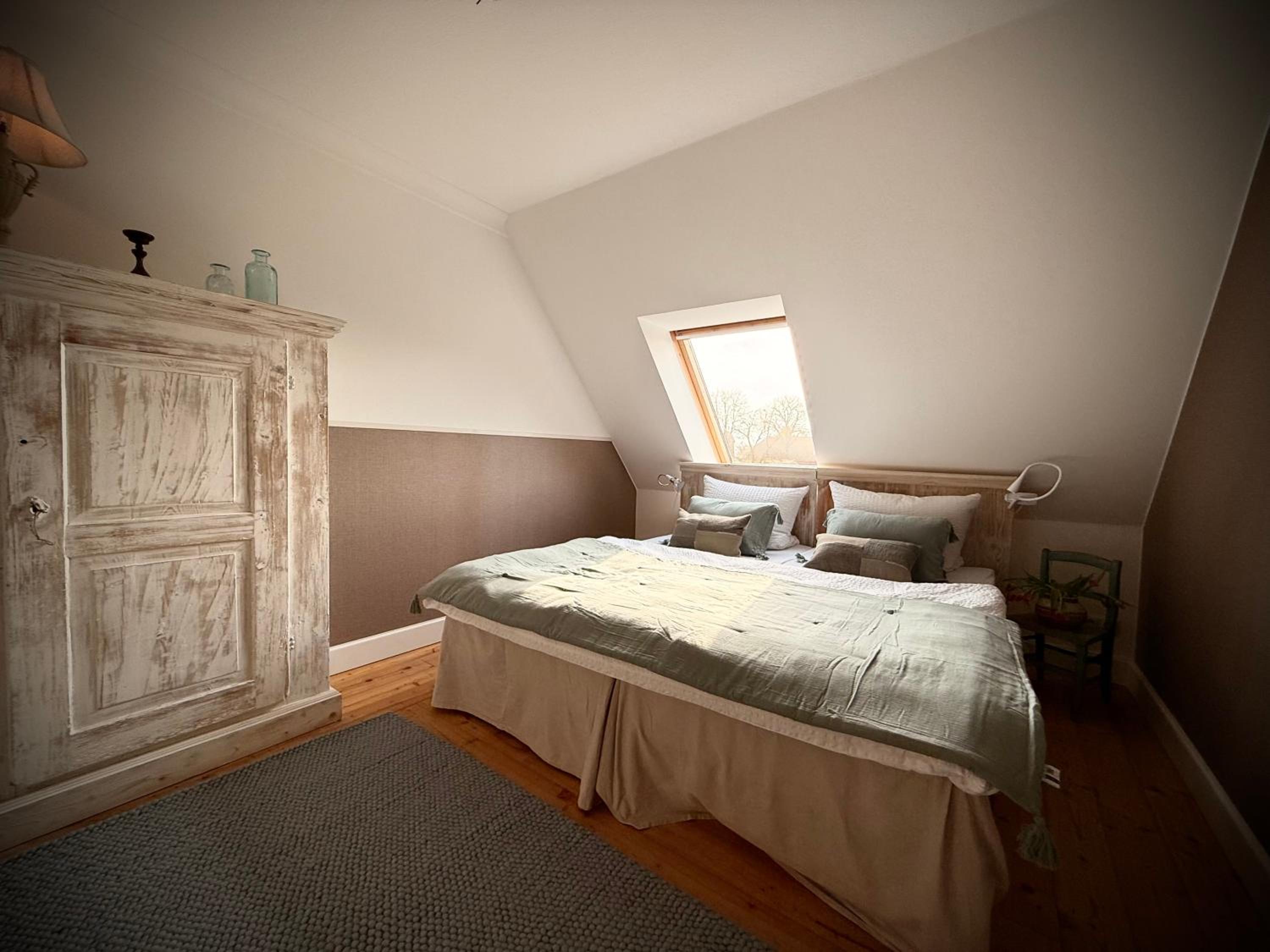 Neu! ULENHUUS Mecklenburgische Schweiz Laage Güstrow Rostock Port Bed and Breakfast - Pension