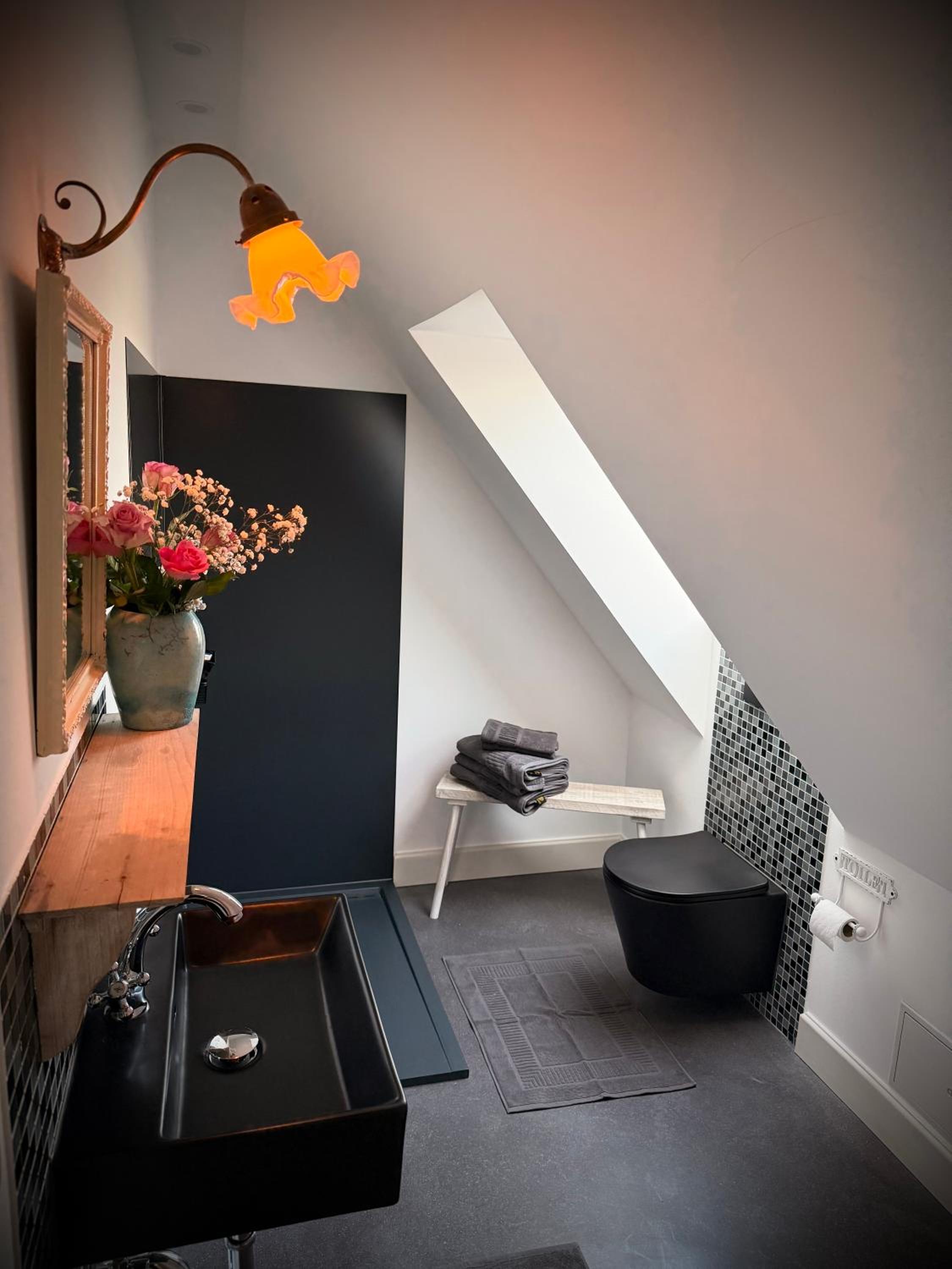 Neu! ULENHUUS Mecklenburgische Schweiz Laage Güstrow Rostock Port Bed and Breakfast - Pension