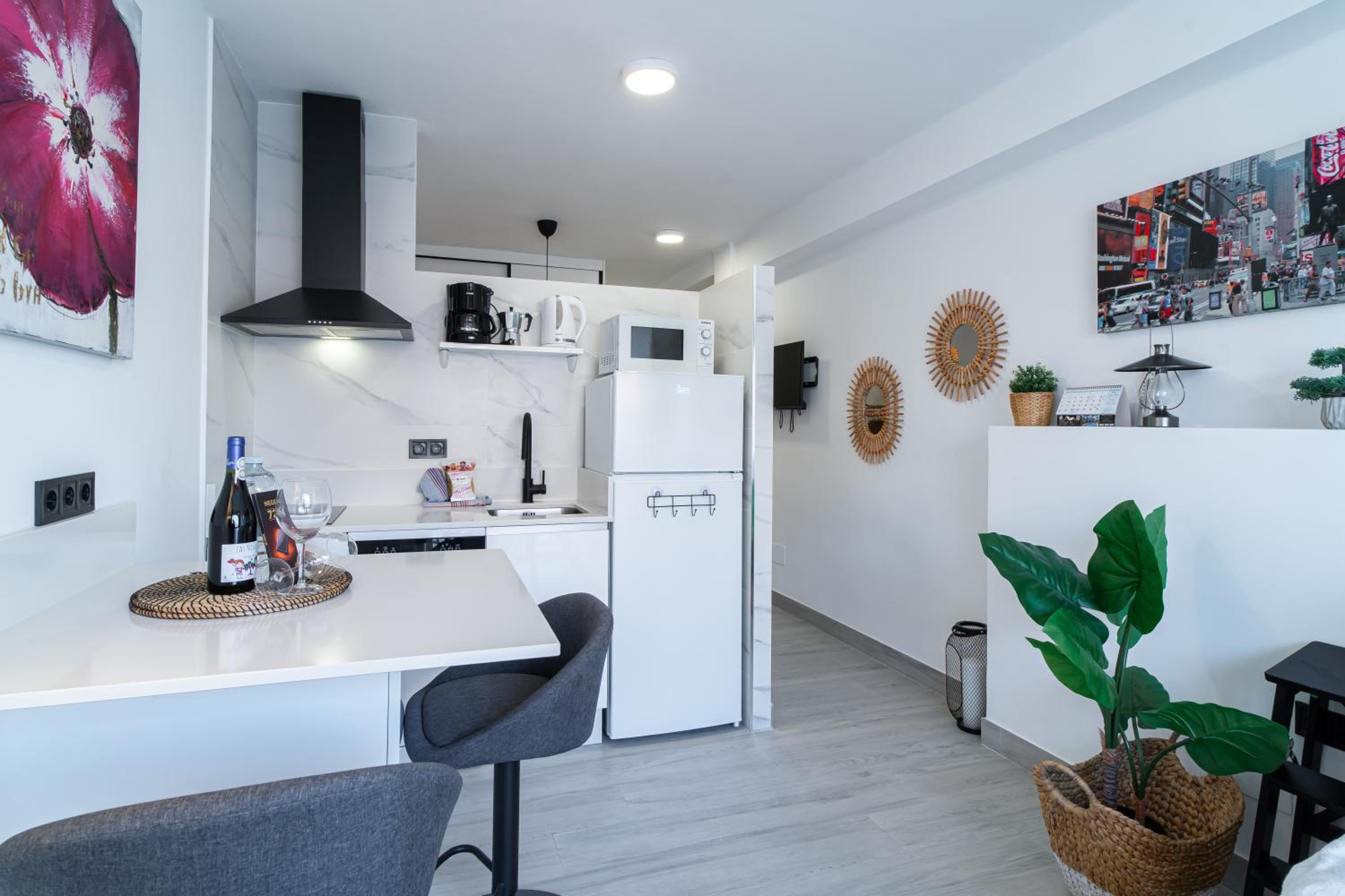Central Studio by Casasol