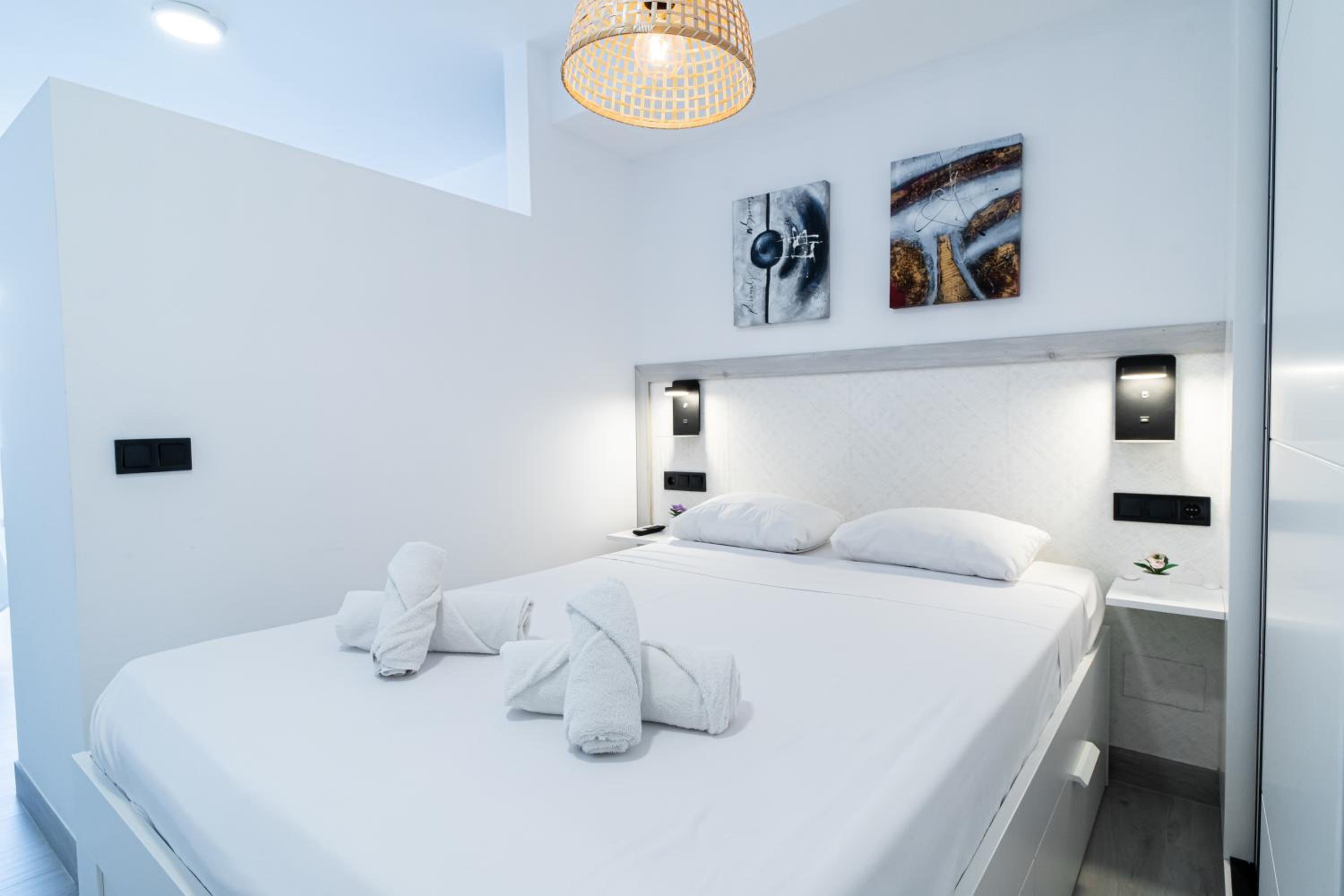Central Studio by Casasol