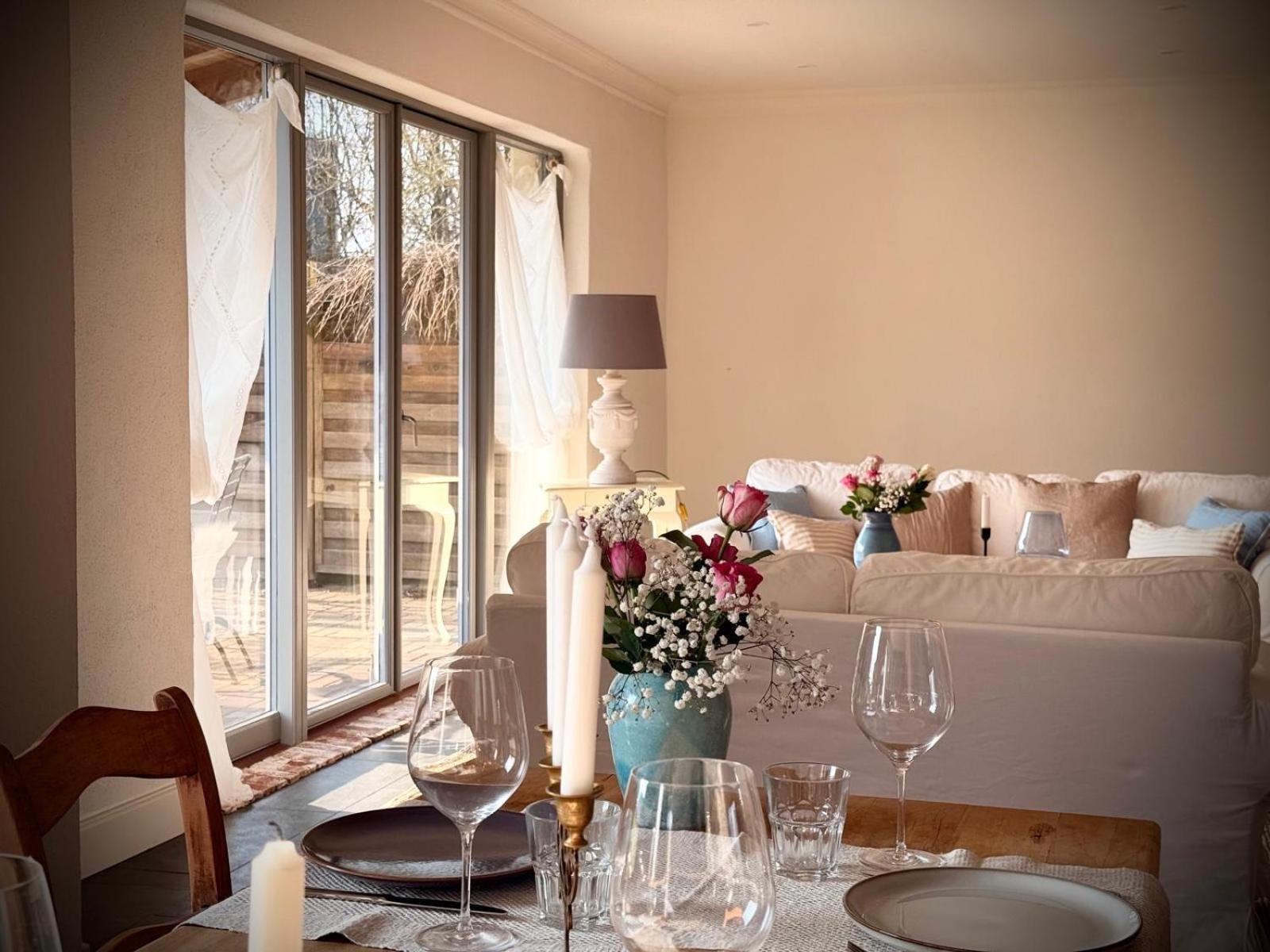 Neu! ULENHUUS Mecklenburgische Schweiz Laage Güstrow Rostock Port Bed and Breakfast - Pension
