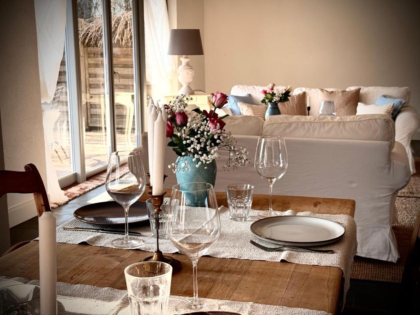 Neu! ULENHUUS Mecklenburgische Schweiz Laage Güstrow Rostock Port Bed and Breakfast - Pension