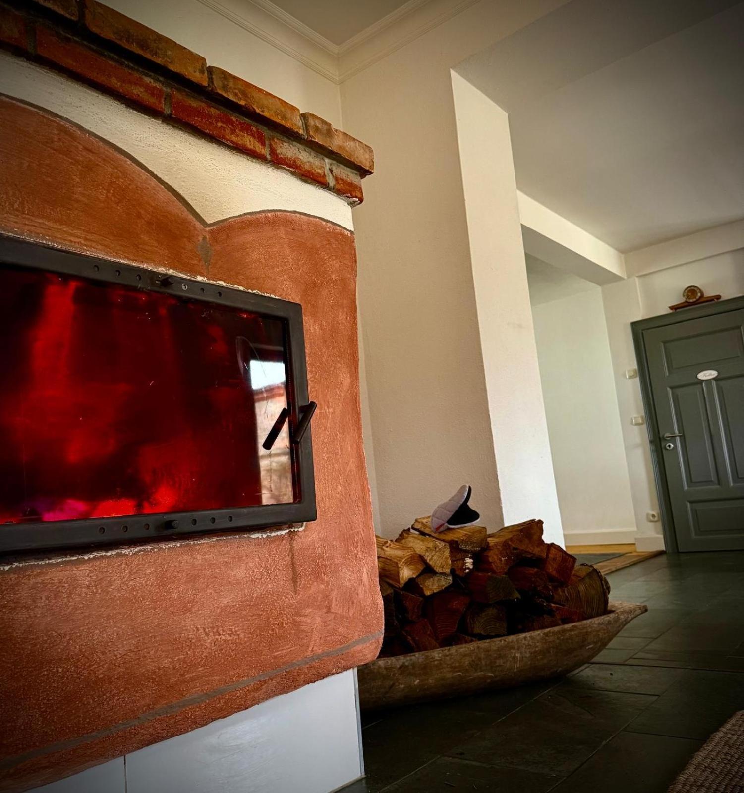 Neu! ULENHUUS Mecklenburgische Schweiz Laage Güstrow Rostock Port Bed and Breakfast - Pension