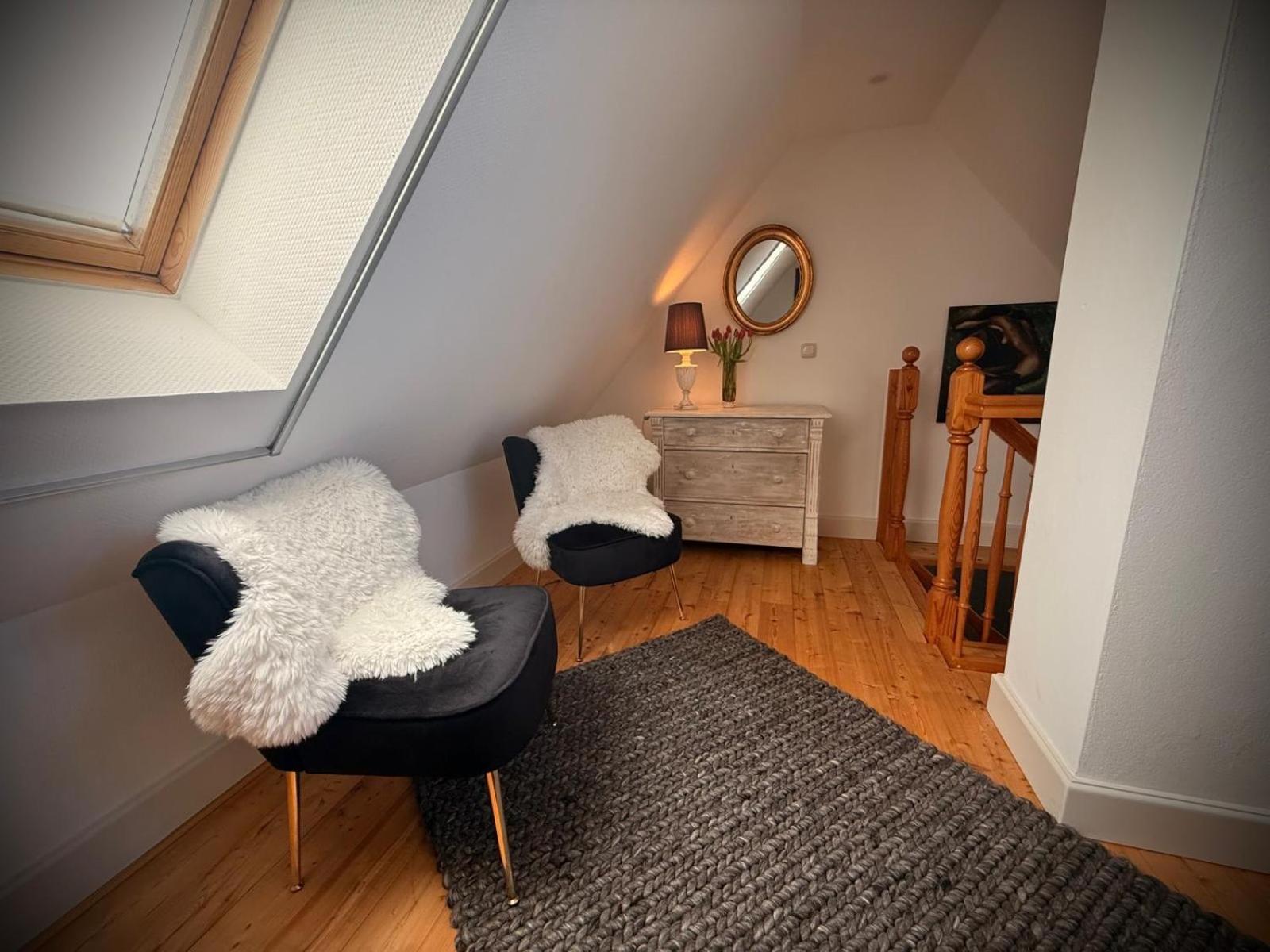 Neu! ULENHUUS Mecklenburgische Schweiz Laage Güstrow Rostock Port Bed and Breakfast - Pension