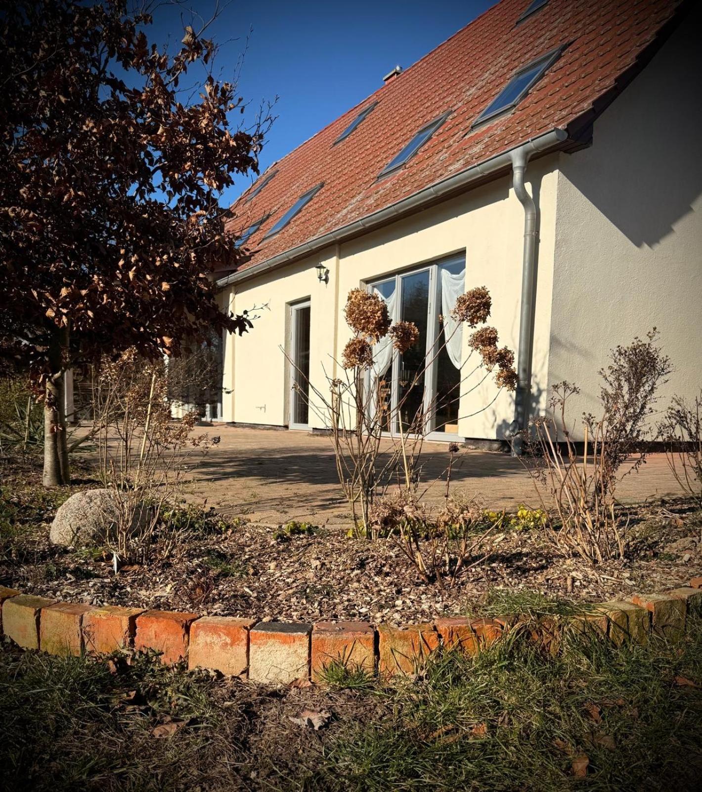 Neu! ULENHUUS Mecklenburgische Schweiz Laage Güstrow Rostock Port Bed and Breakfast - Pension