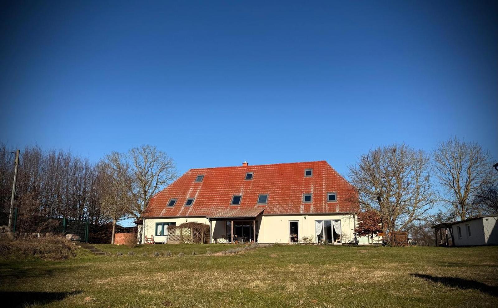 Neu! ULENHUUS Mecklenburgische Schweiz Laage Güstrow Rostock Port Bed and Breakfast - Pension