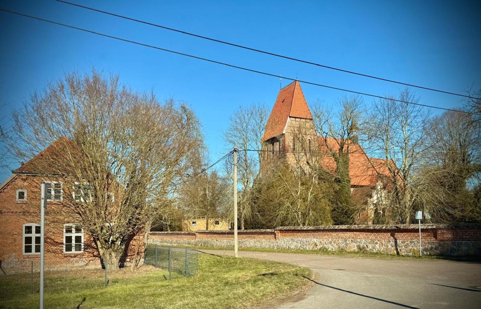 Neu! ULENHUUS Mecklenburgische Schweiz Laage Güstrow Rostock Port Bed and Breakfast - Pension