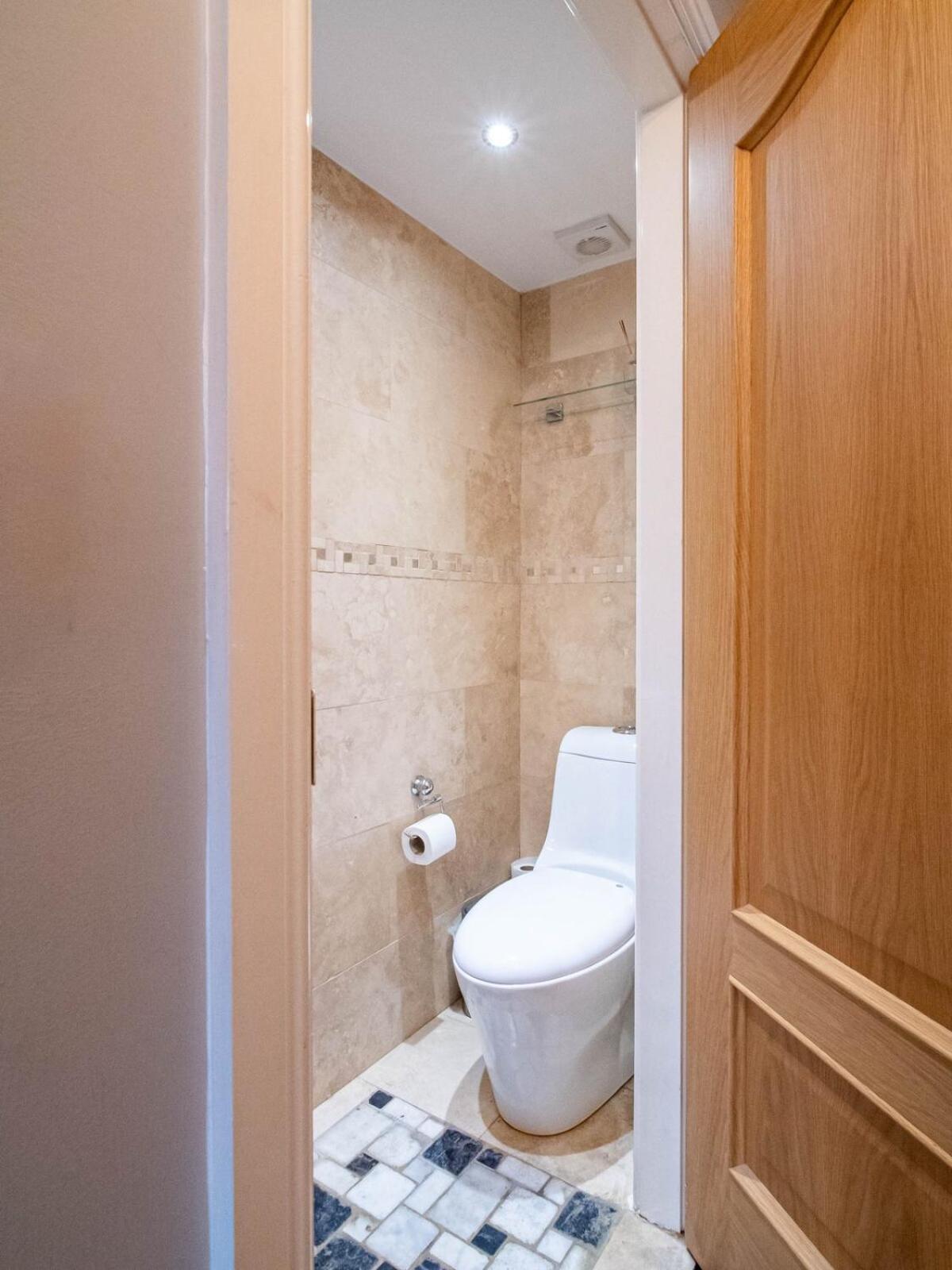 2 bedroom exclusive house in Sheffield