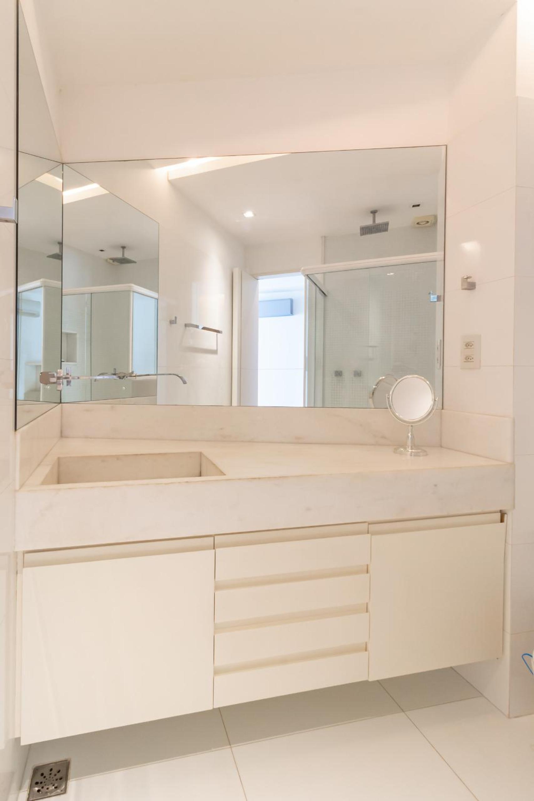 Design Moderno entre Ipanema e Copacabana - BC405