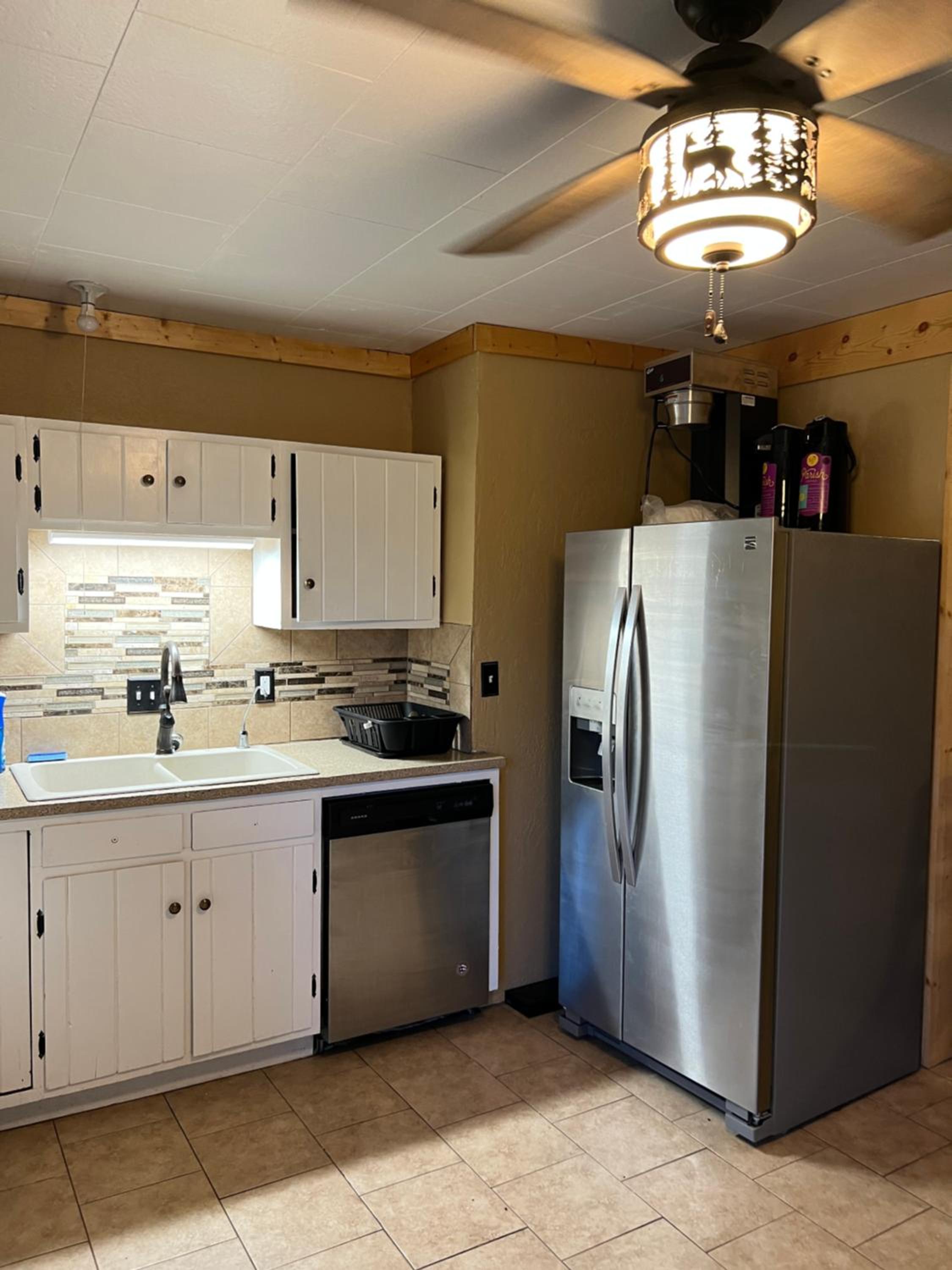 Chinook Winds Lodge