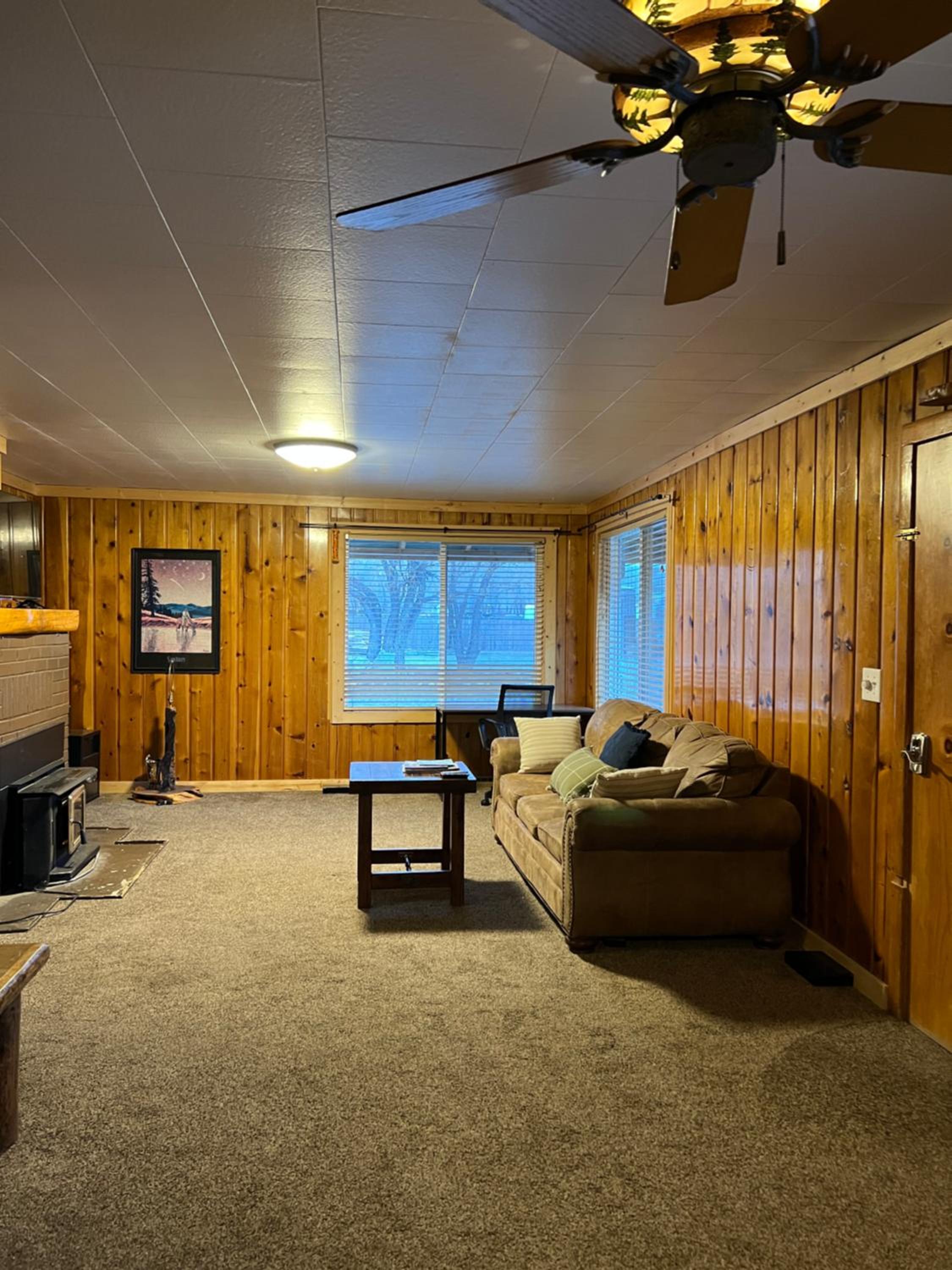 Chinook Winds Lodge