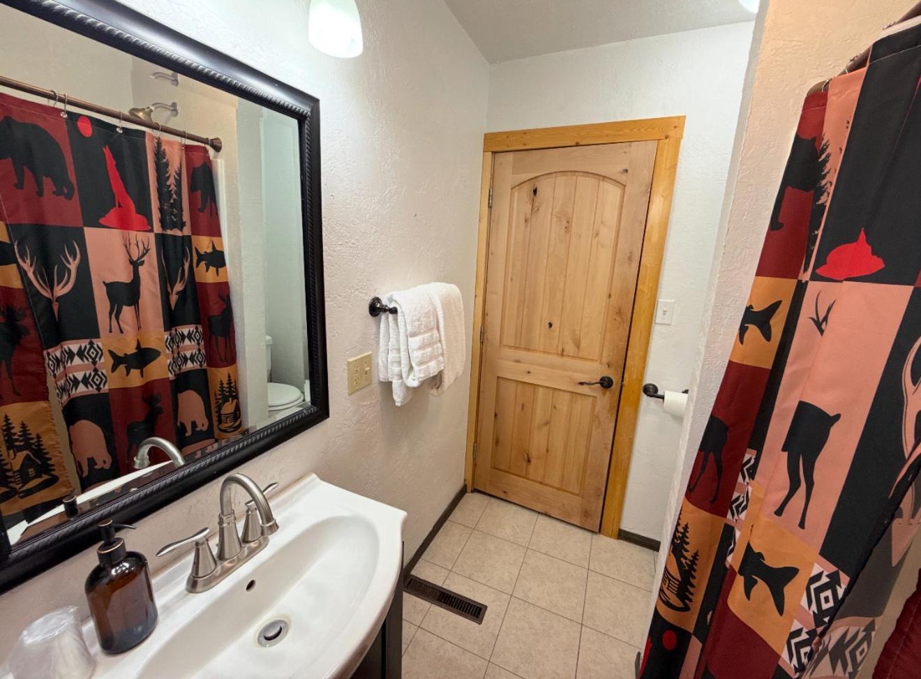 Chinook Winds Lodge
