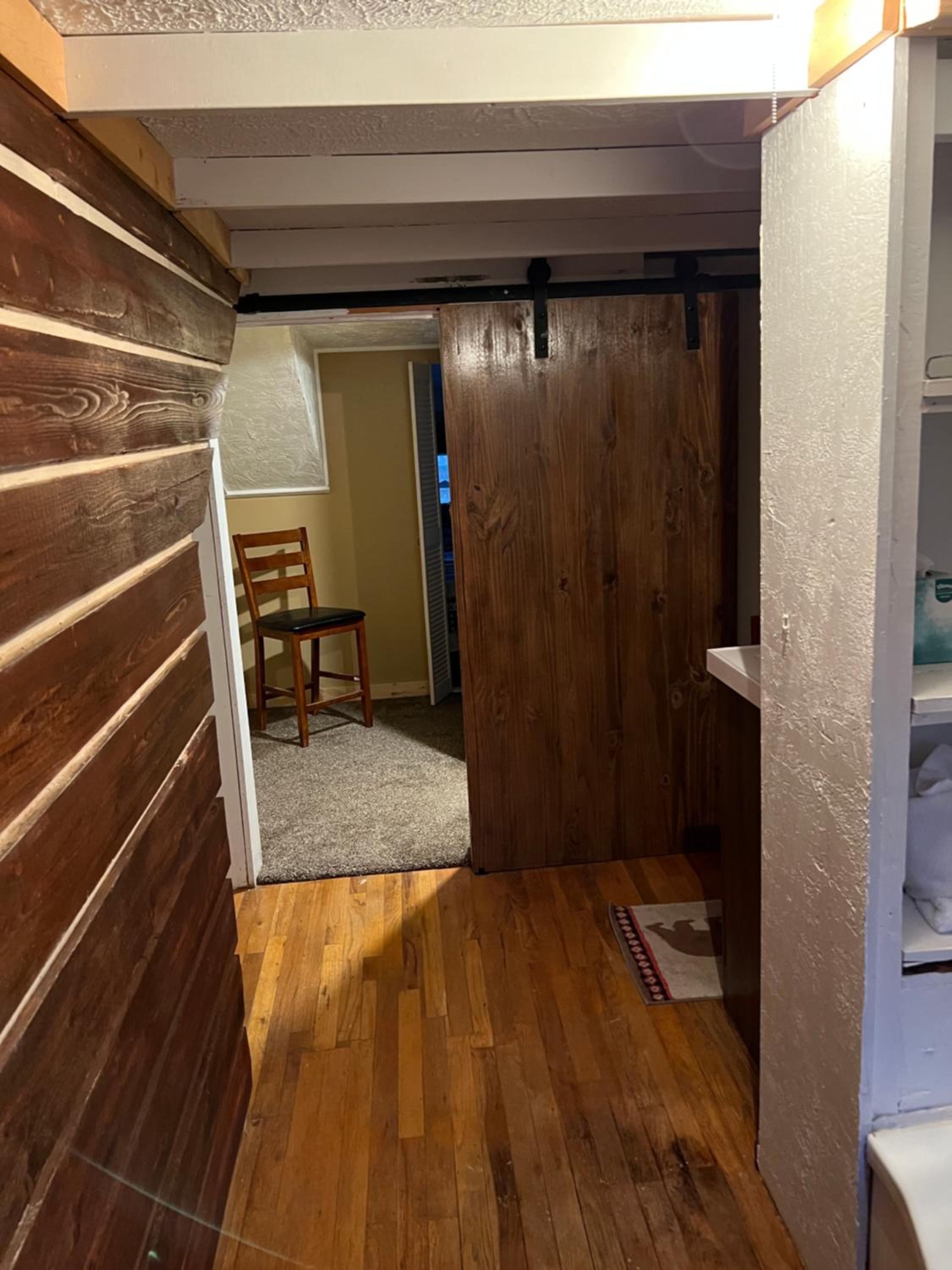 Chinook Winds Lodge