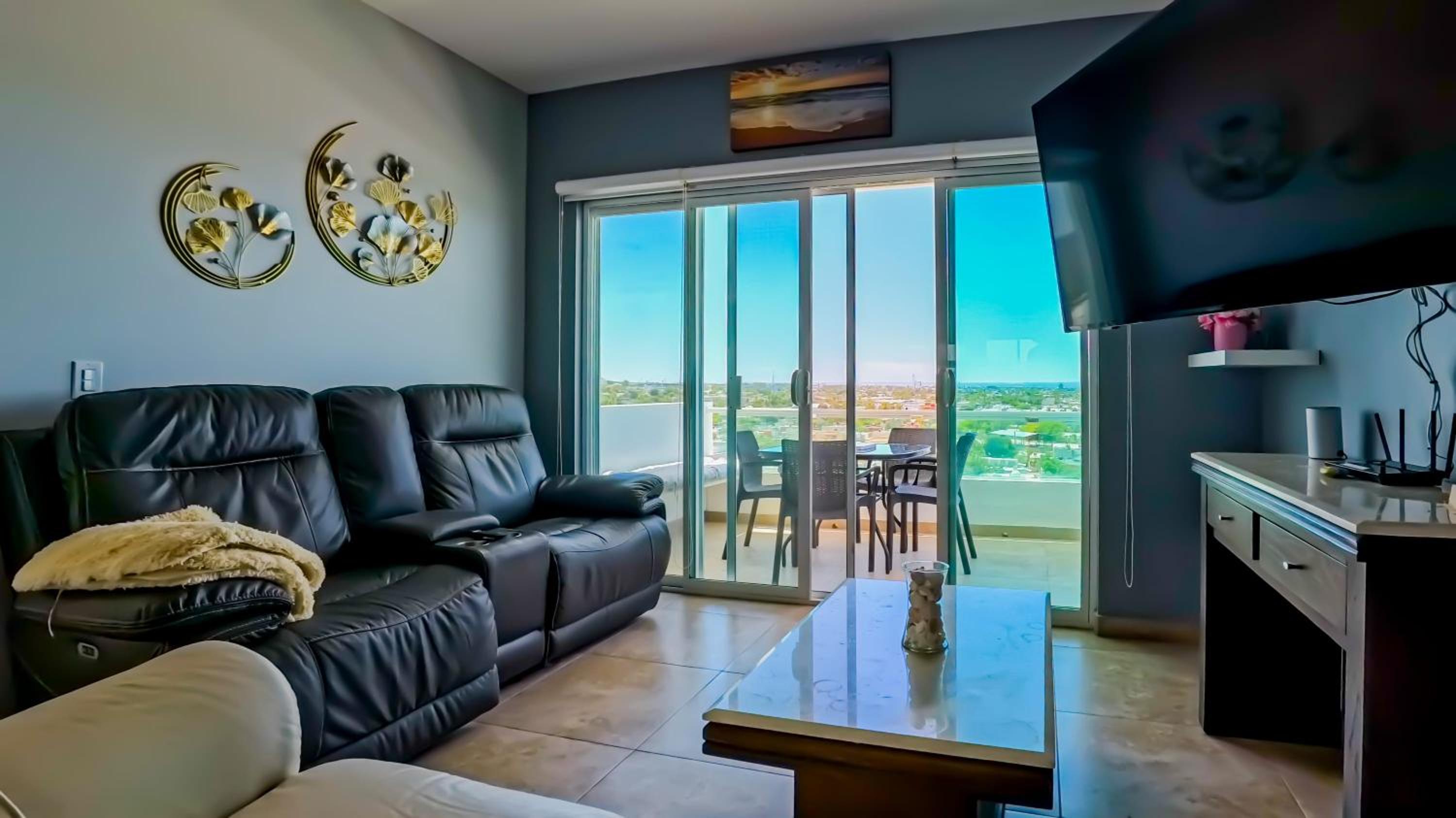 Condos with Spectacular Views & Pool Onsite