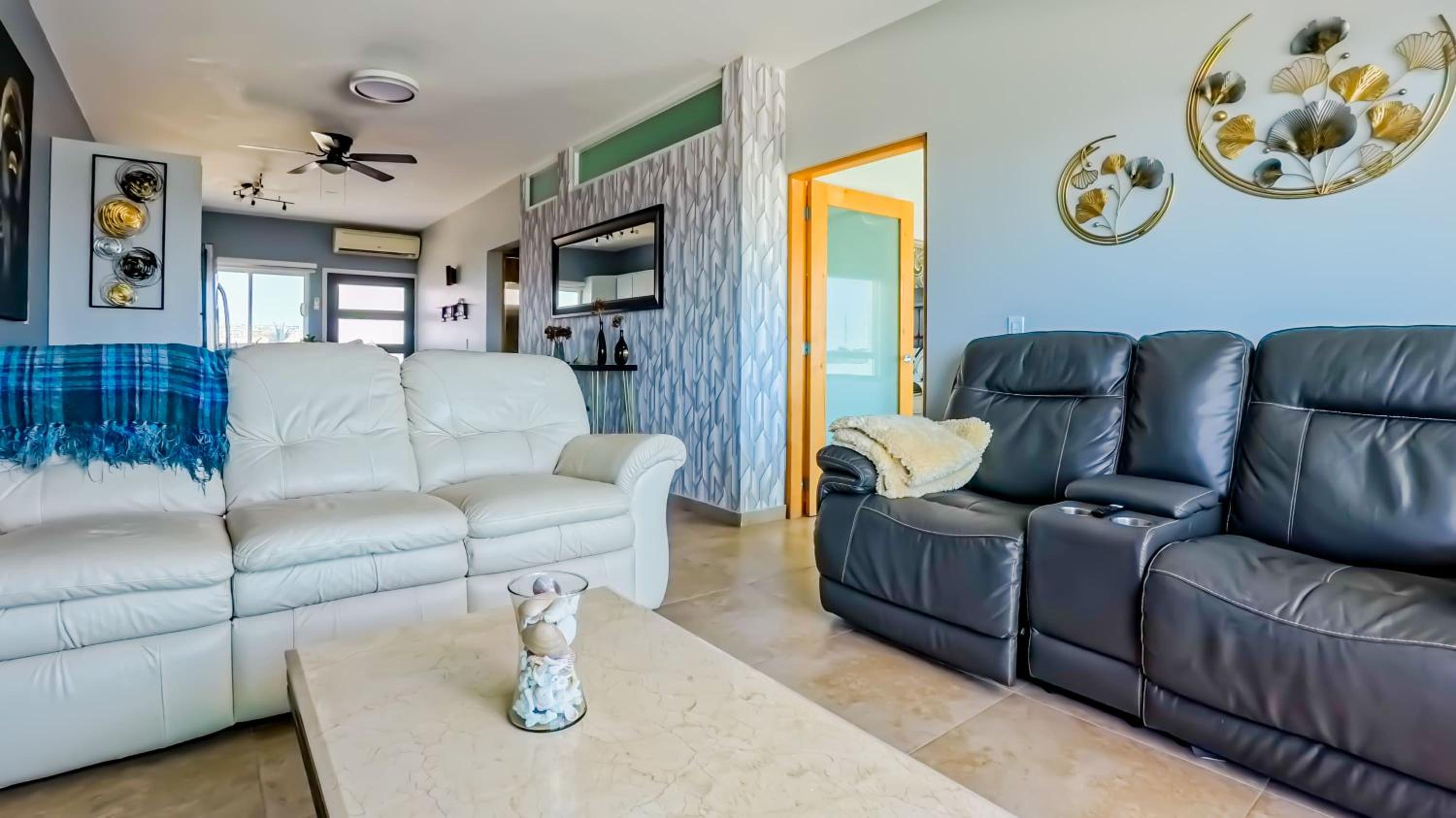 Condos with Spectacular Views & Pool Onsite