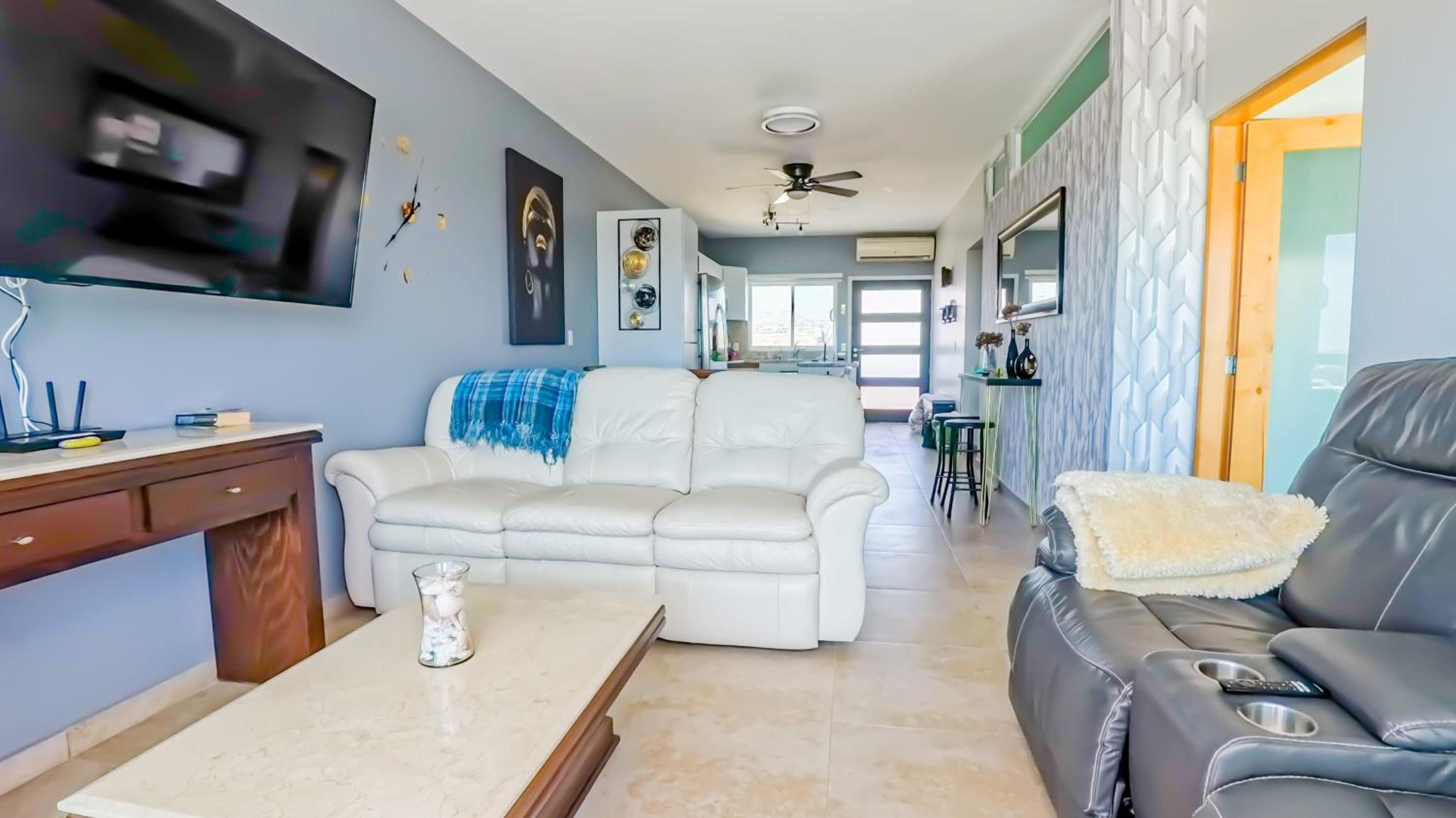 Condos with Spectacular Views & Pool Onsite