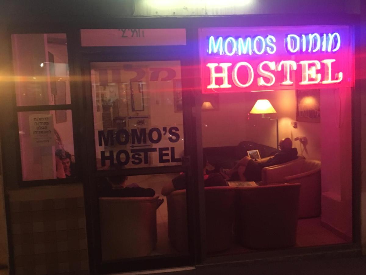 Momo's Hostel