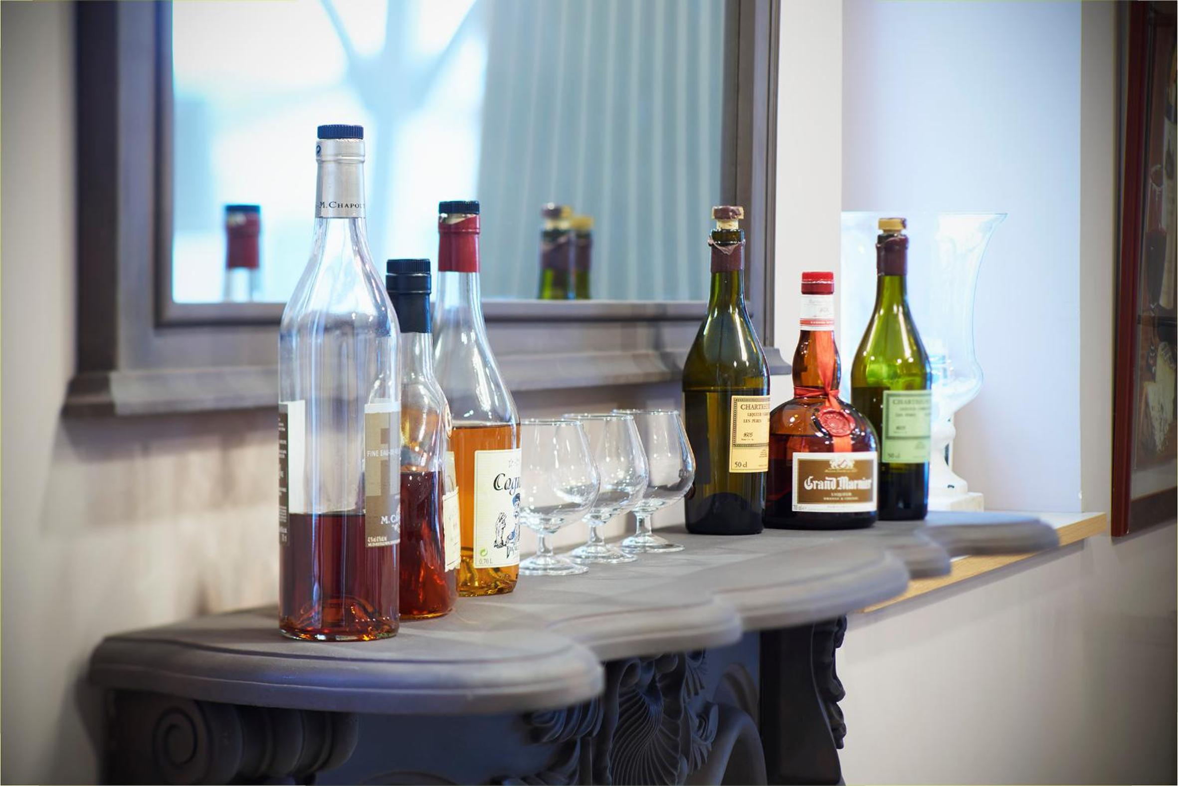 bar