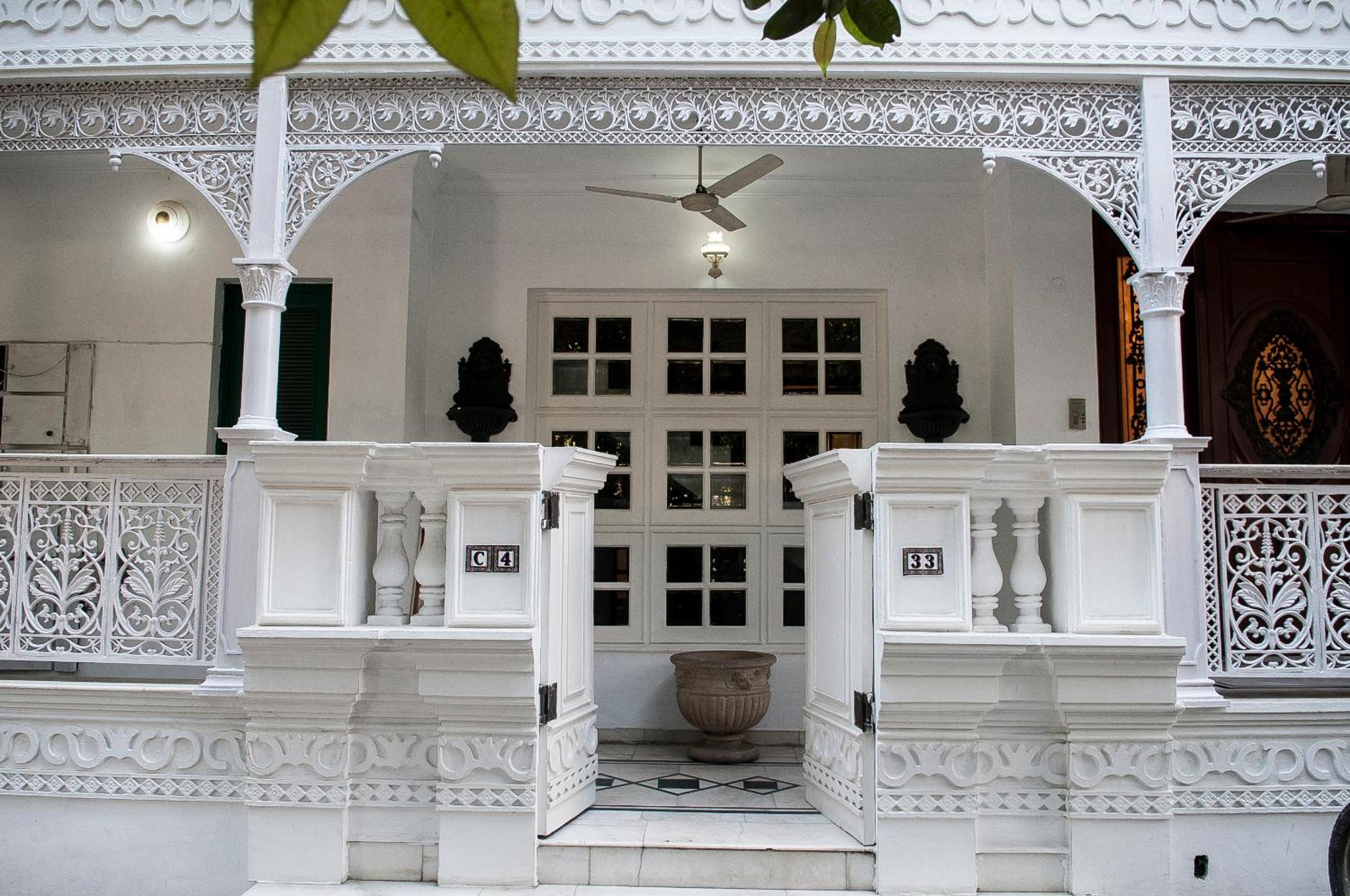 Villa 33