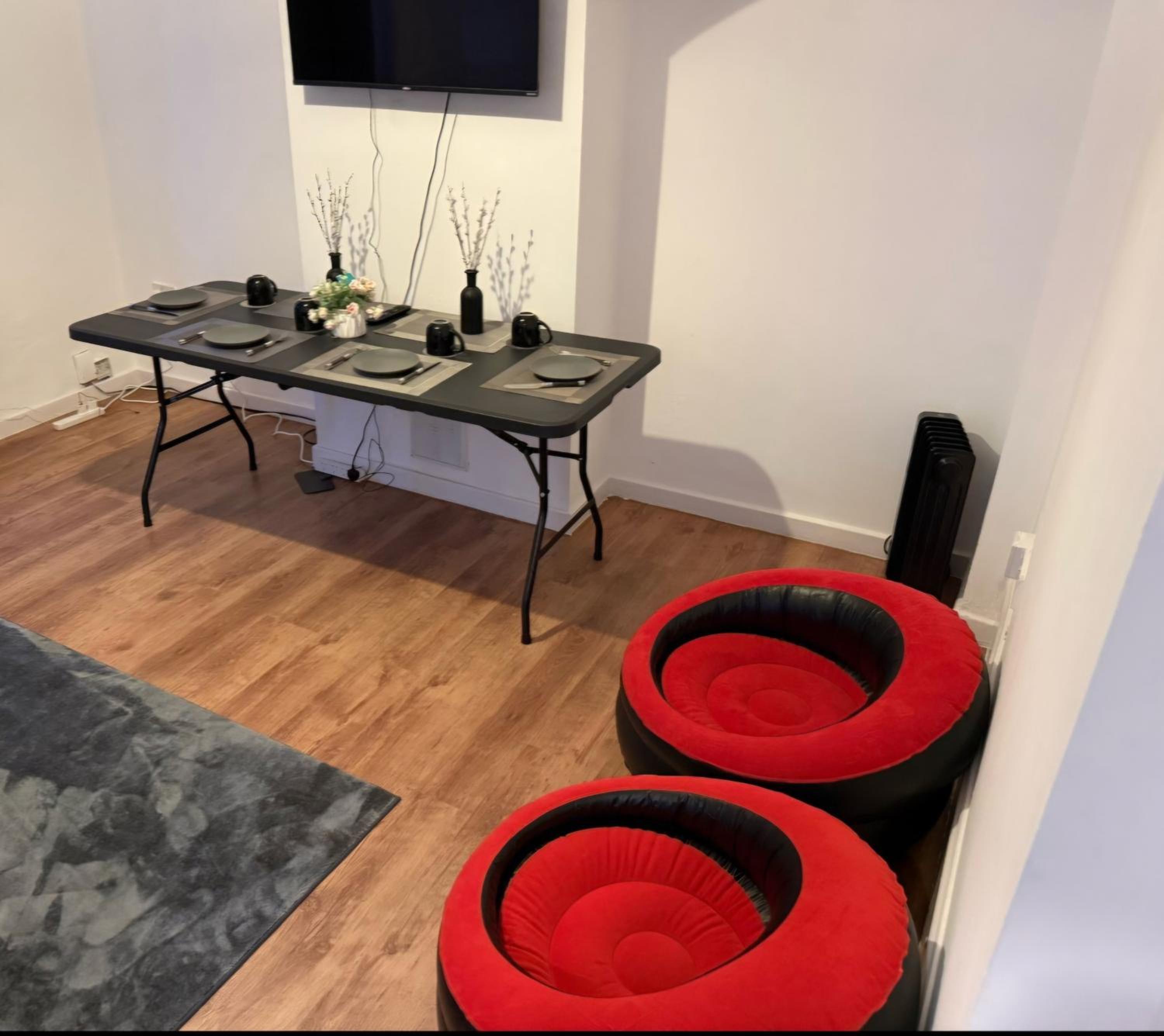 London House near Greenwich, Free Parking, Free WIFI