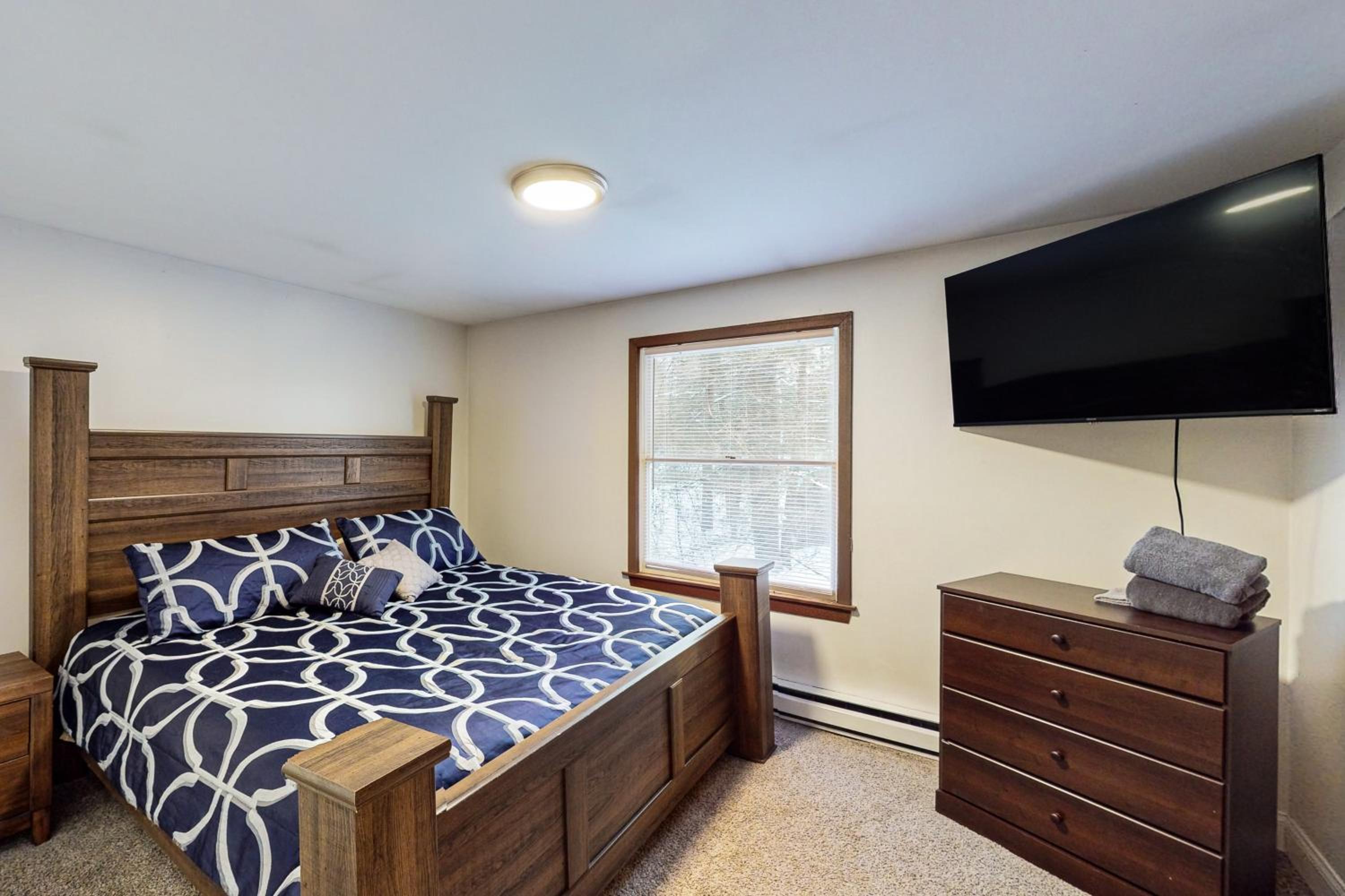 Hot Tub, Dock, Pool Table! Lakefront Poconos Haven