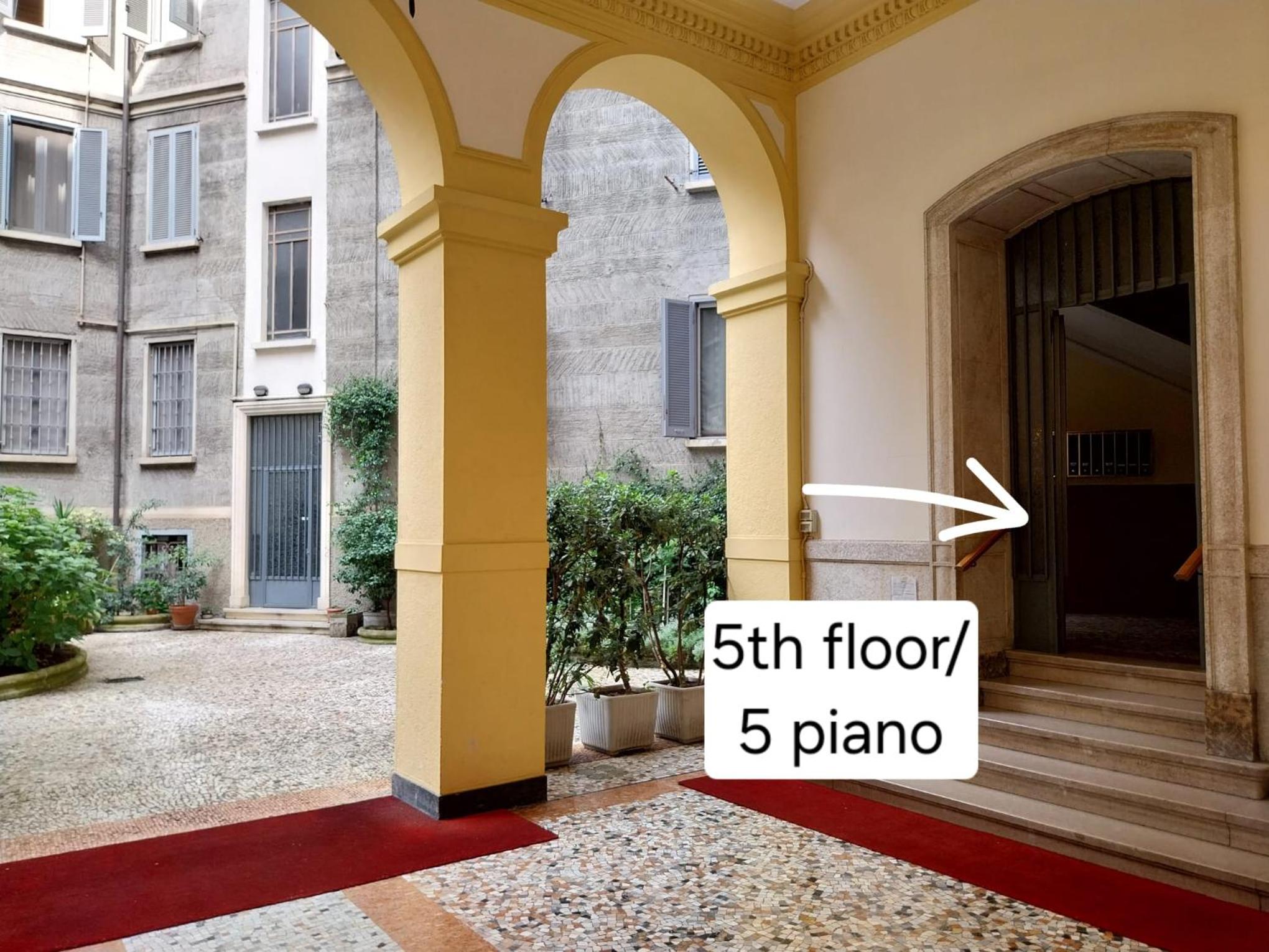 Central Station 3 Design Apartaments-2 apts with parking -1 with balcony, no box- Olympic Hub- Town Homes Milano