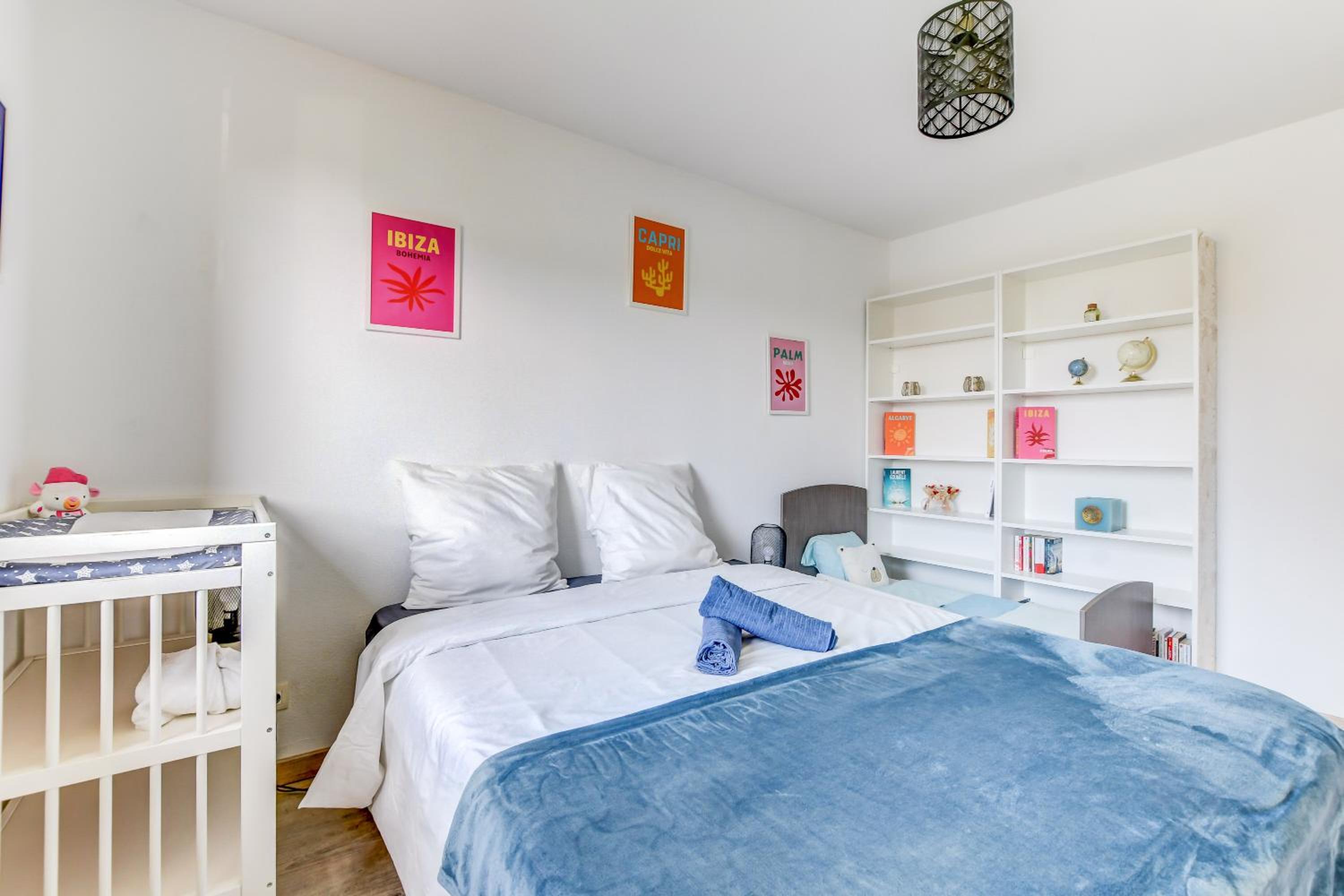 Villa St Simon - 11 couchages, piscine, parking, parfait entre famille, amis ou pros