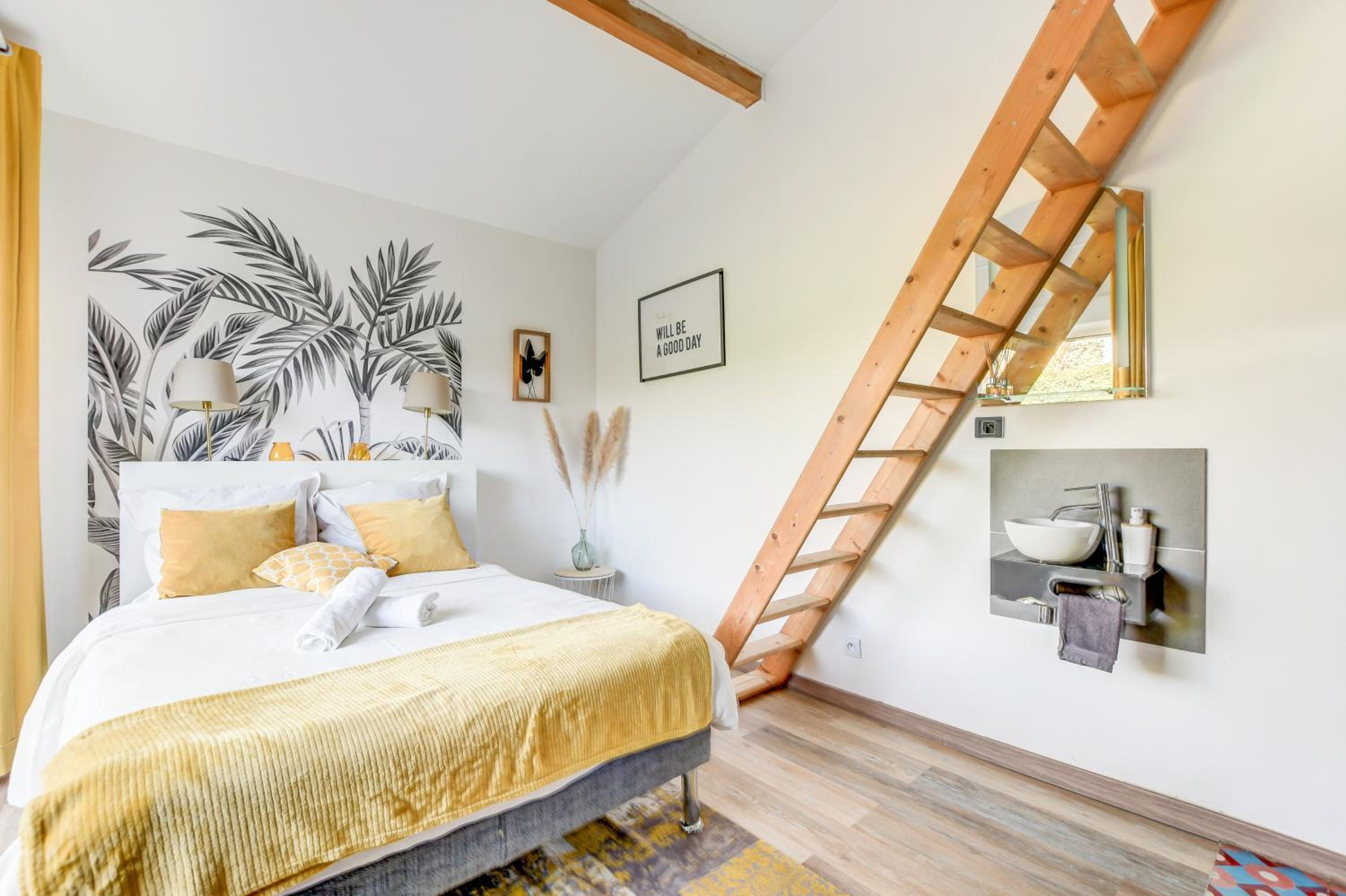 Villa St Simon - 11 couchages, piscine, parking, parfait entre famille, amis ou pros