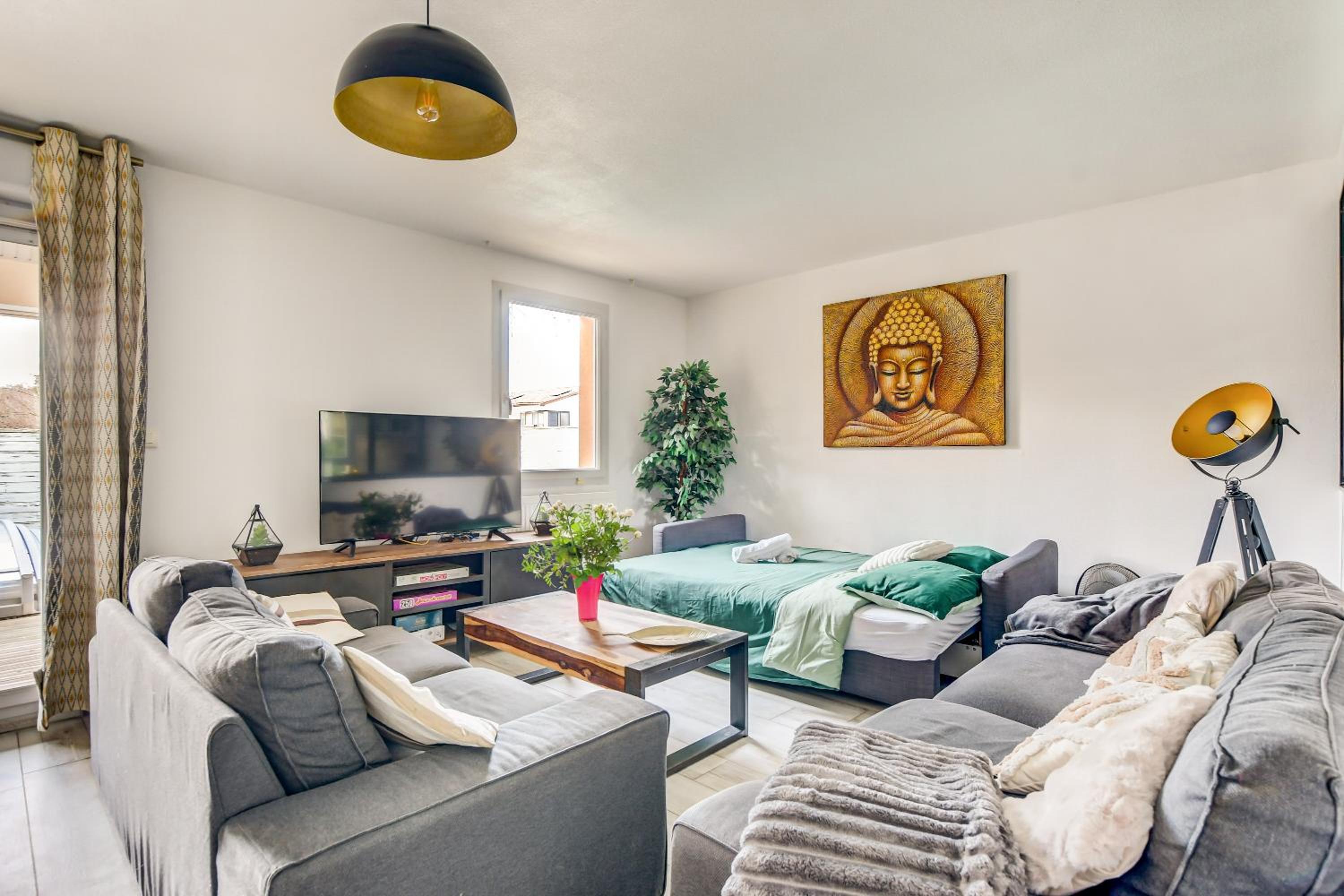 Villa St Simon - 11 couchages, piscine, parking, parfait entre famille, amis ou pros