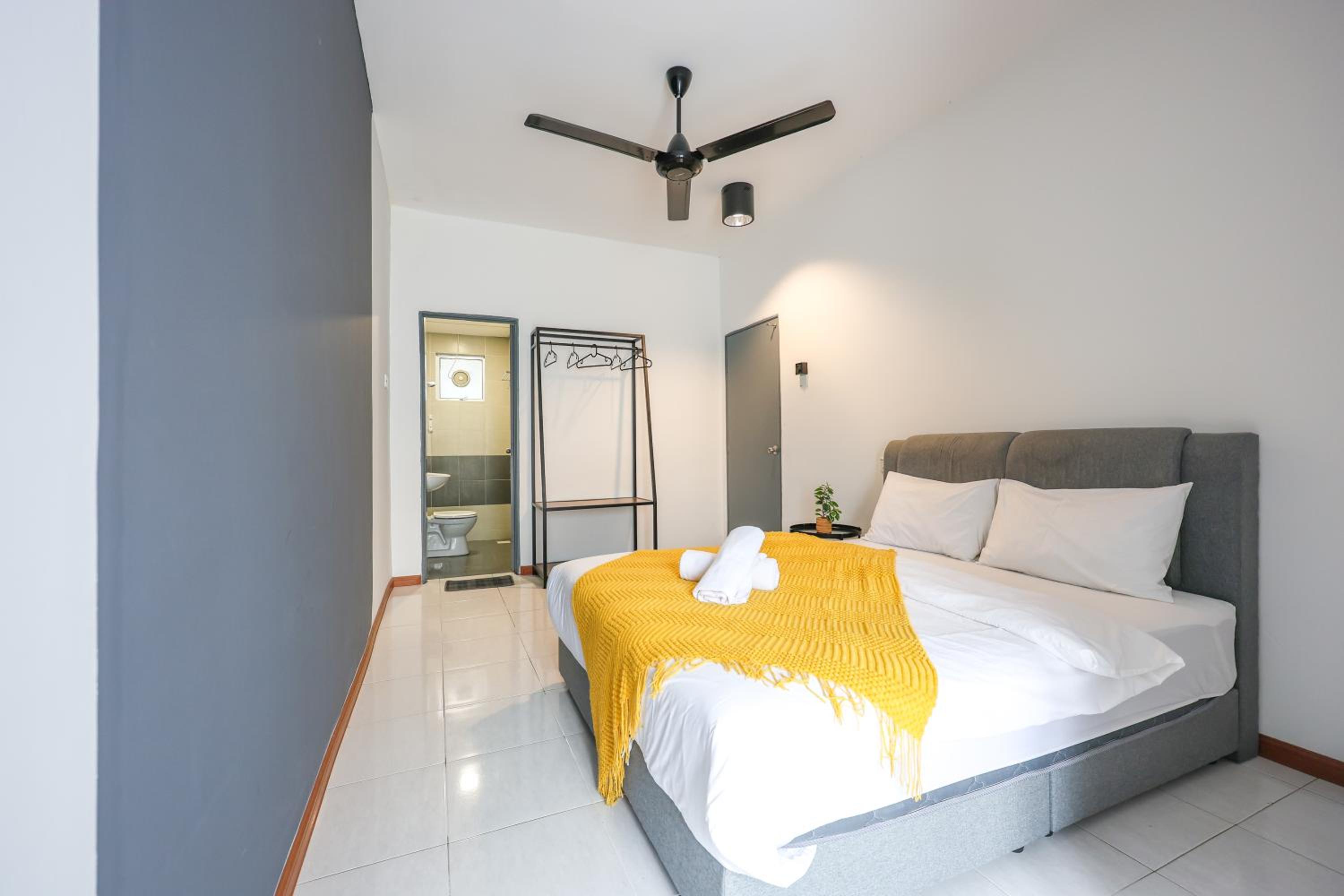 Comfort & Joy Family Homestay In Cameron Highland Clover Home 7-22