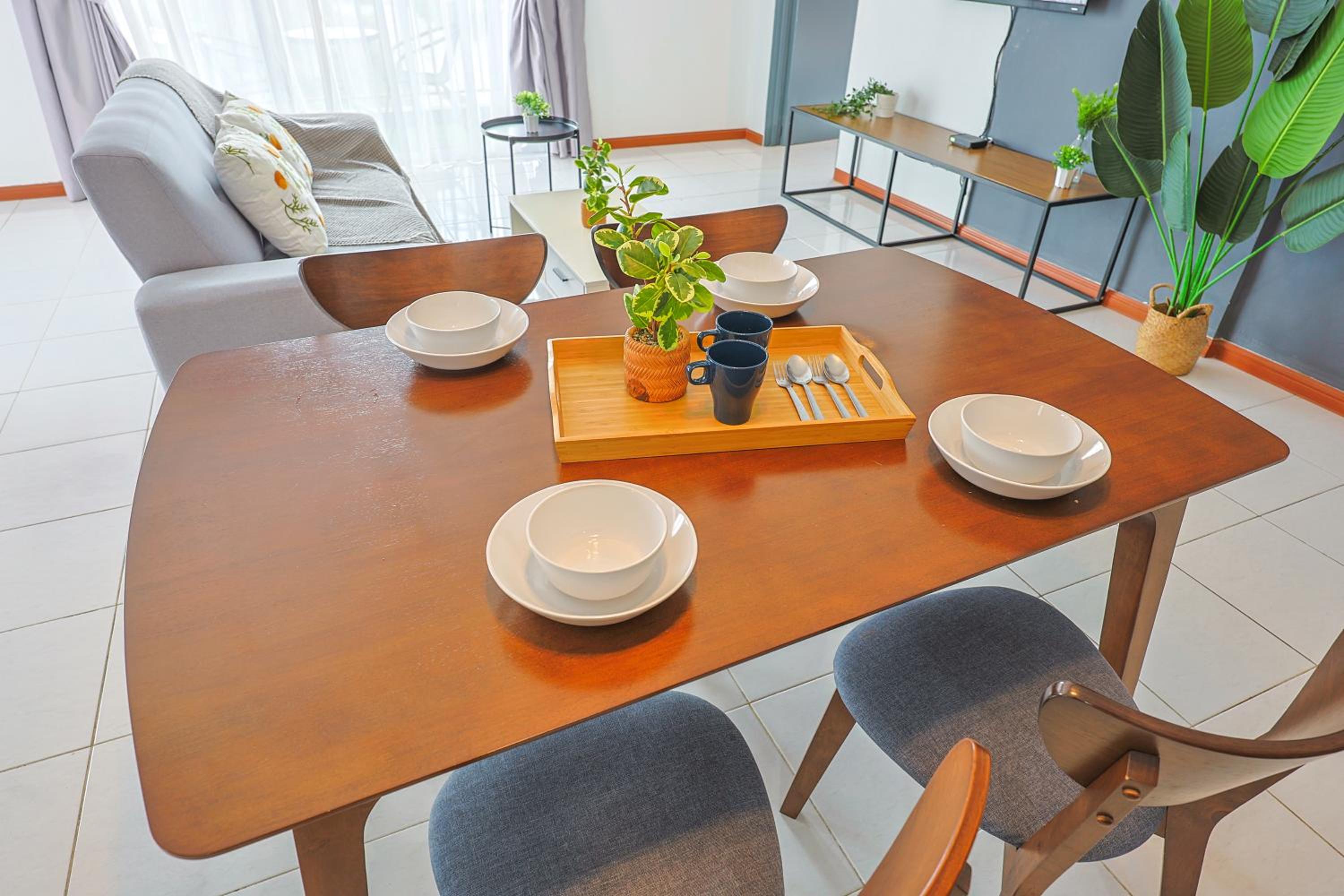 Comfort & Joy Family Homestay In Cameron Highland Clover Home 7-22