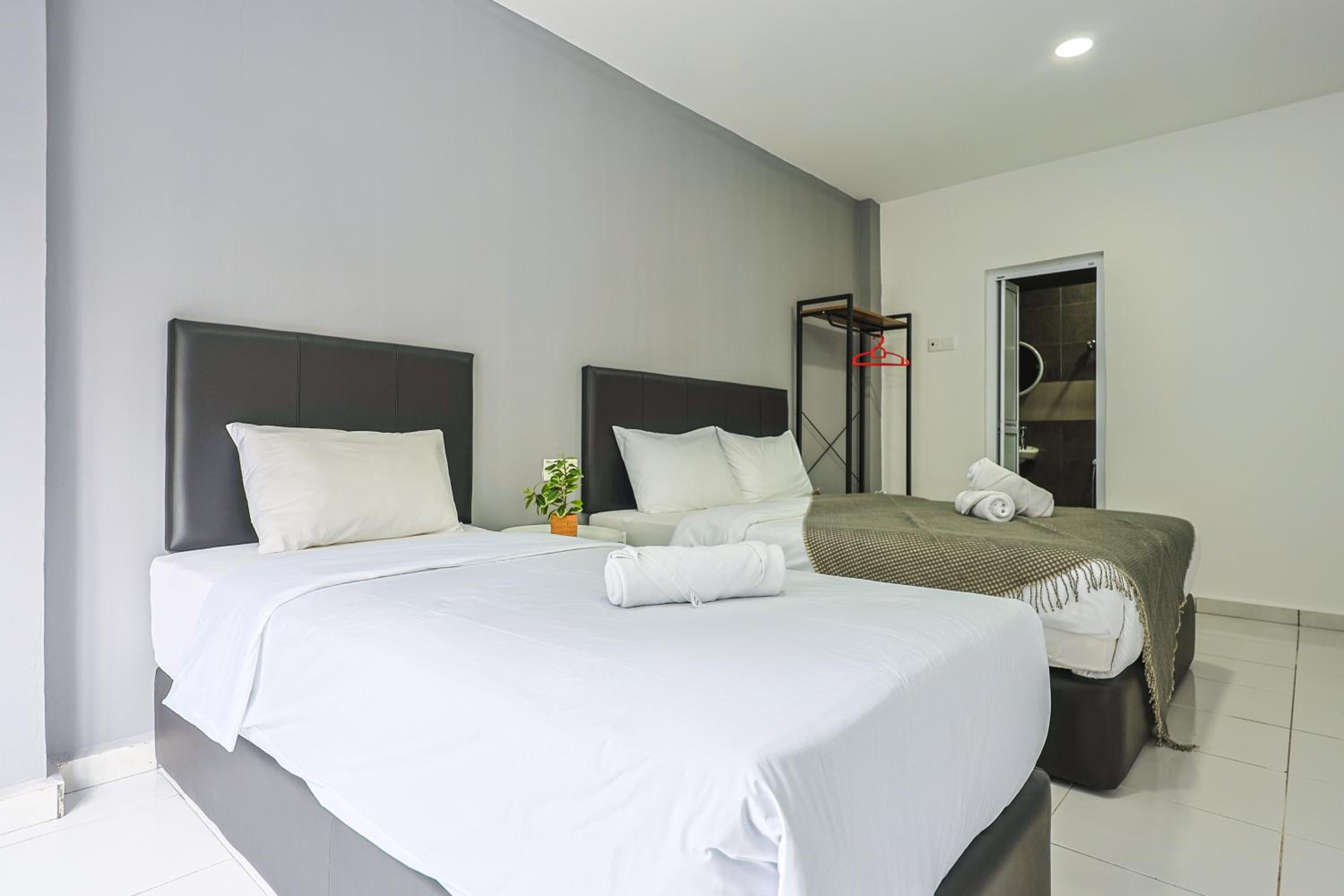 Family Retreat Cozy Stay in Brinchang Cameron Highlands Clover Home M-08