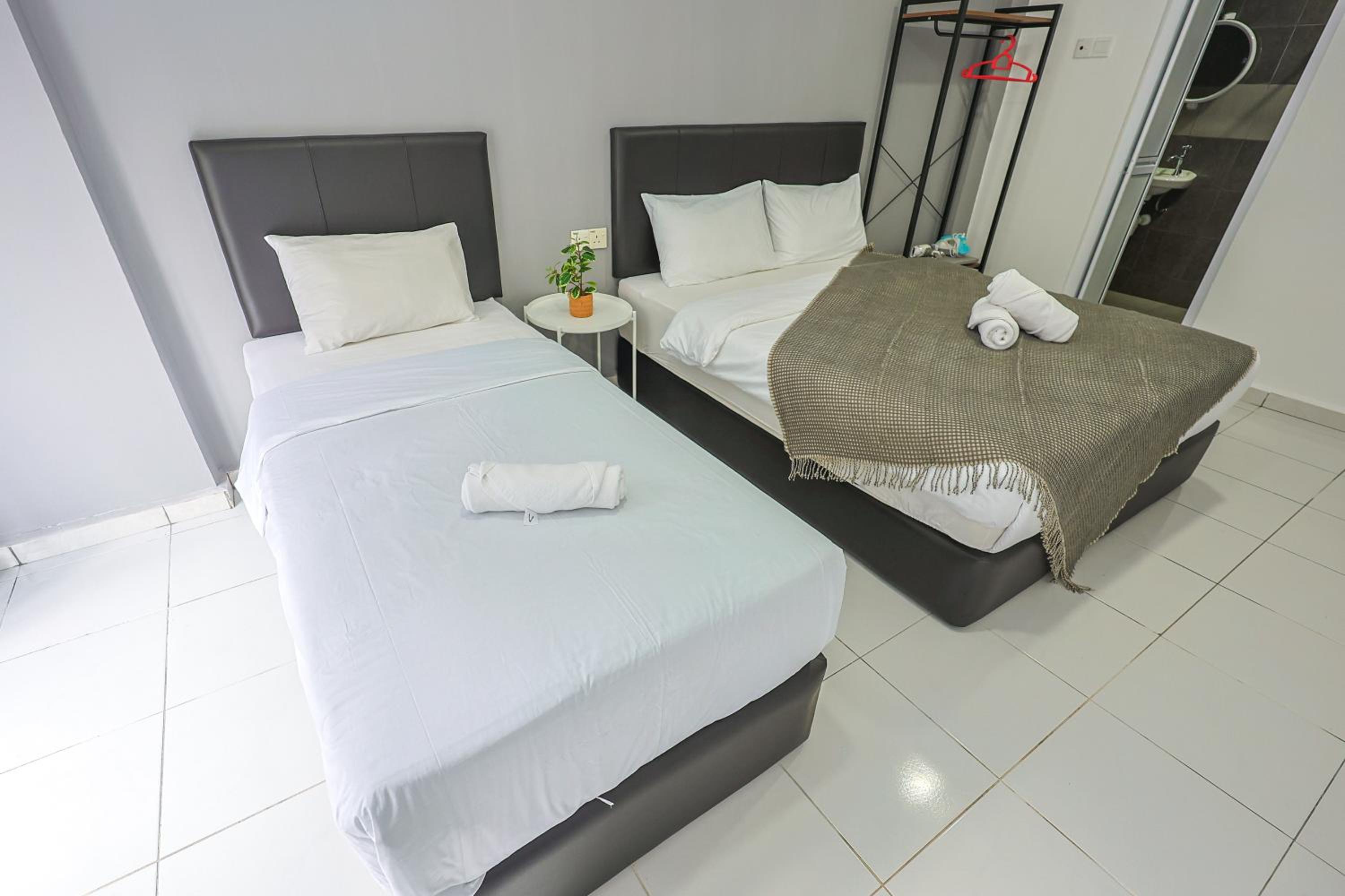 Family Retreat Cozy Stay in Brinchang Cameron Highlands Clover Home M-08