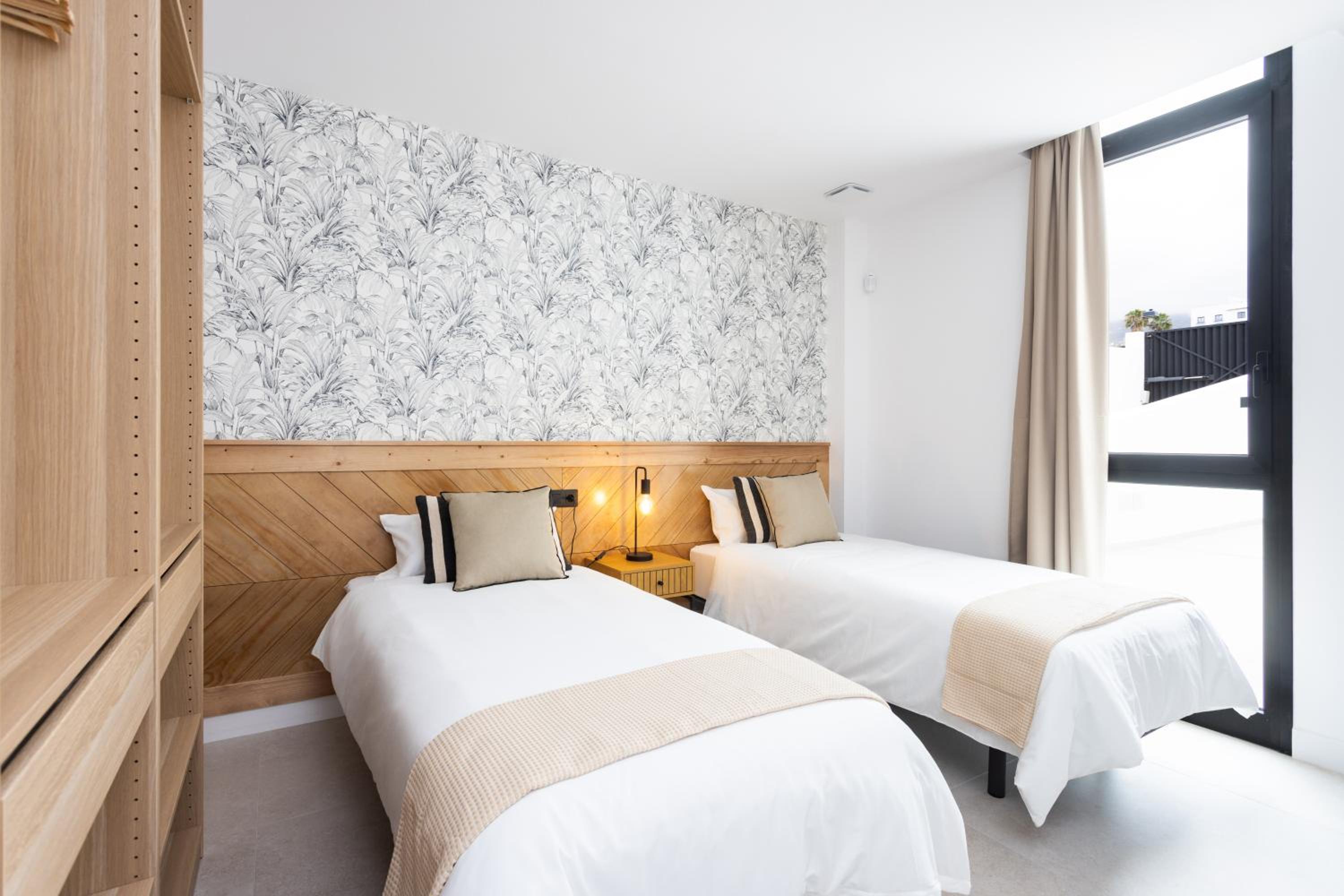 SPECIAL OFFER - Gorvorana 2 - up to 10 guests, private pool