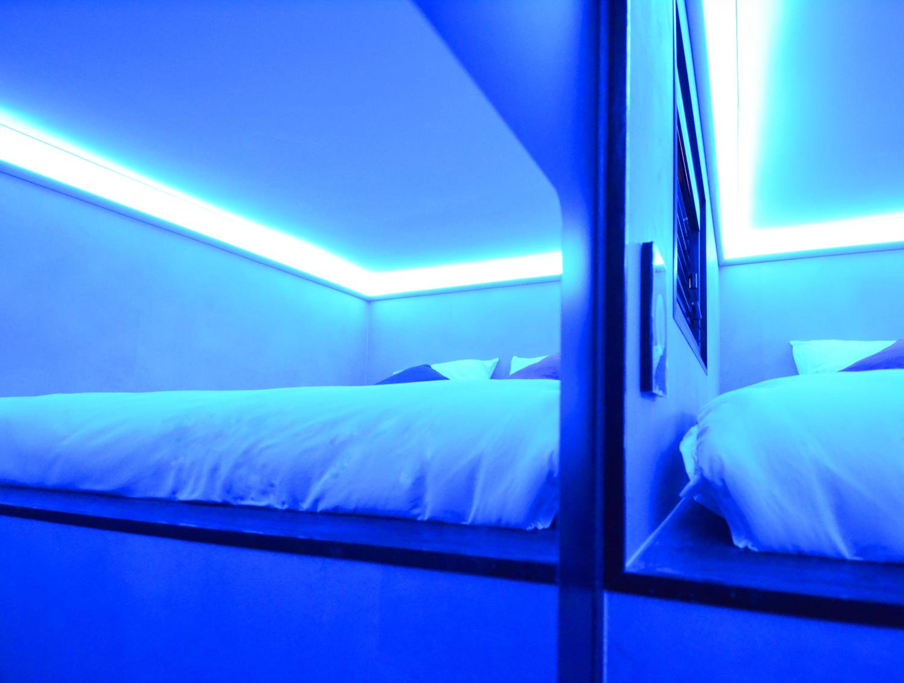 The Hyve Capsule hostel Amsterdam