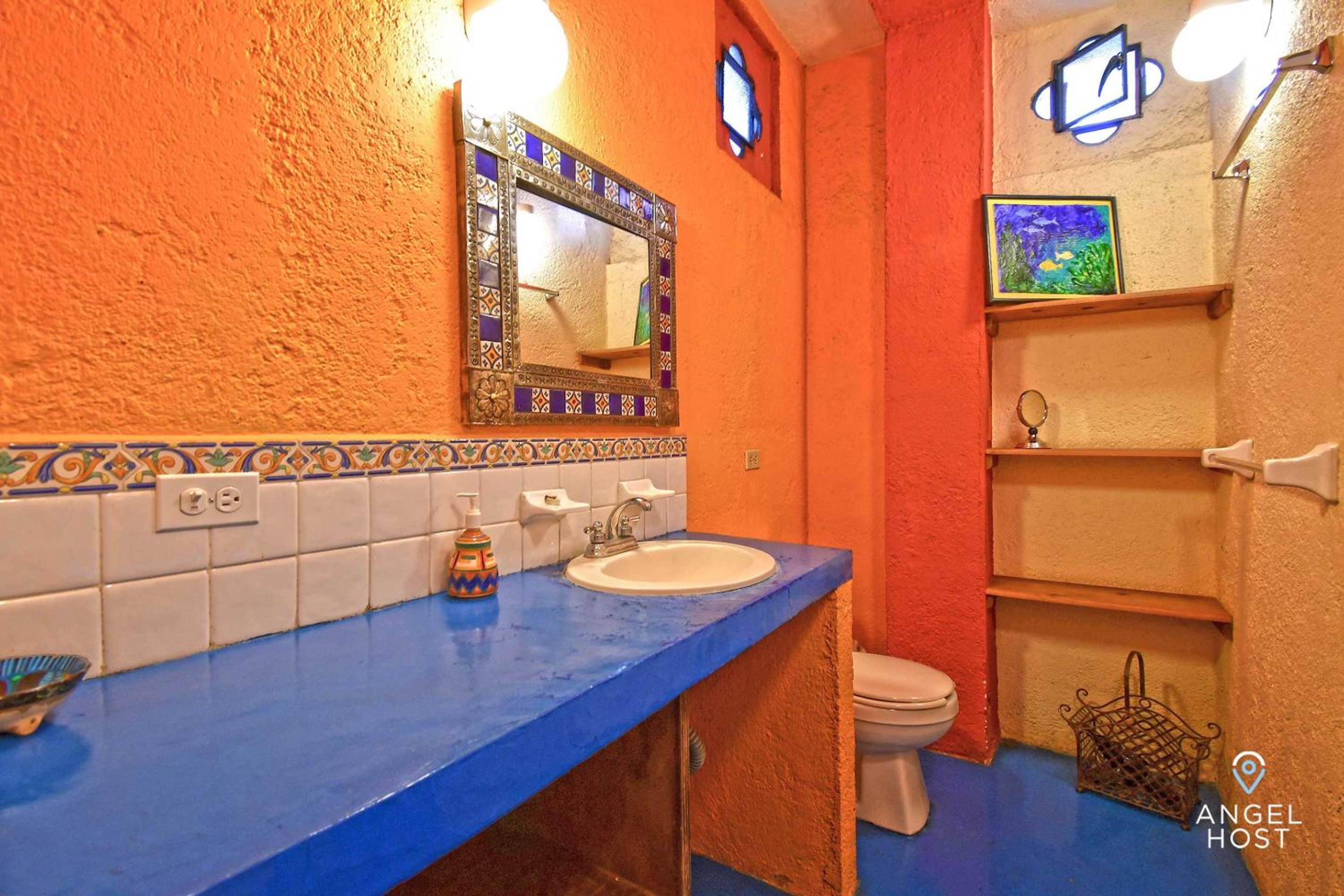 Comfy Retreat Stay and Walk to Malecon