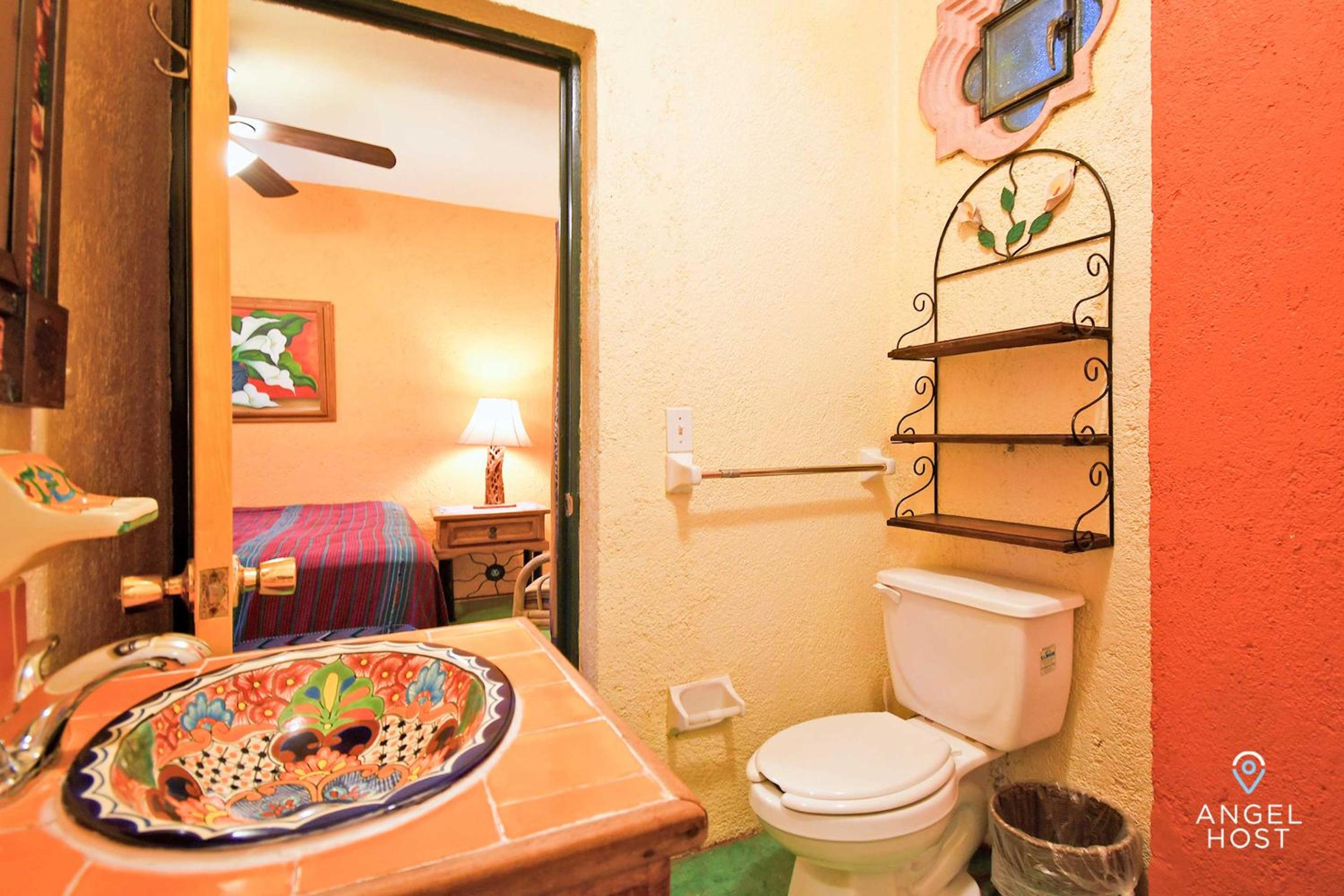 Comfy Retreat Stay and Walk to Malecon