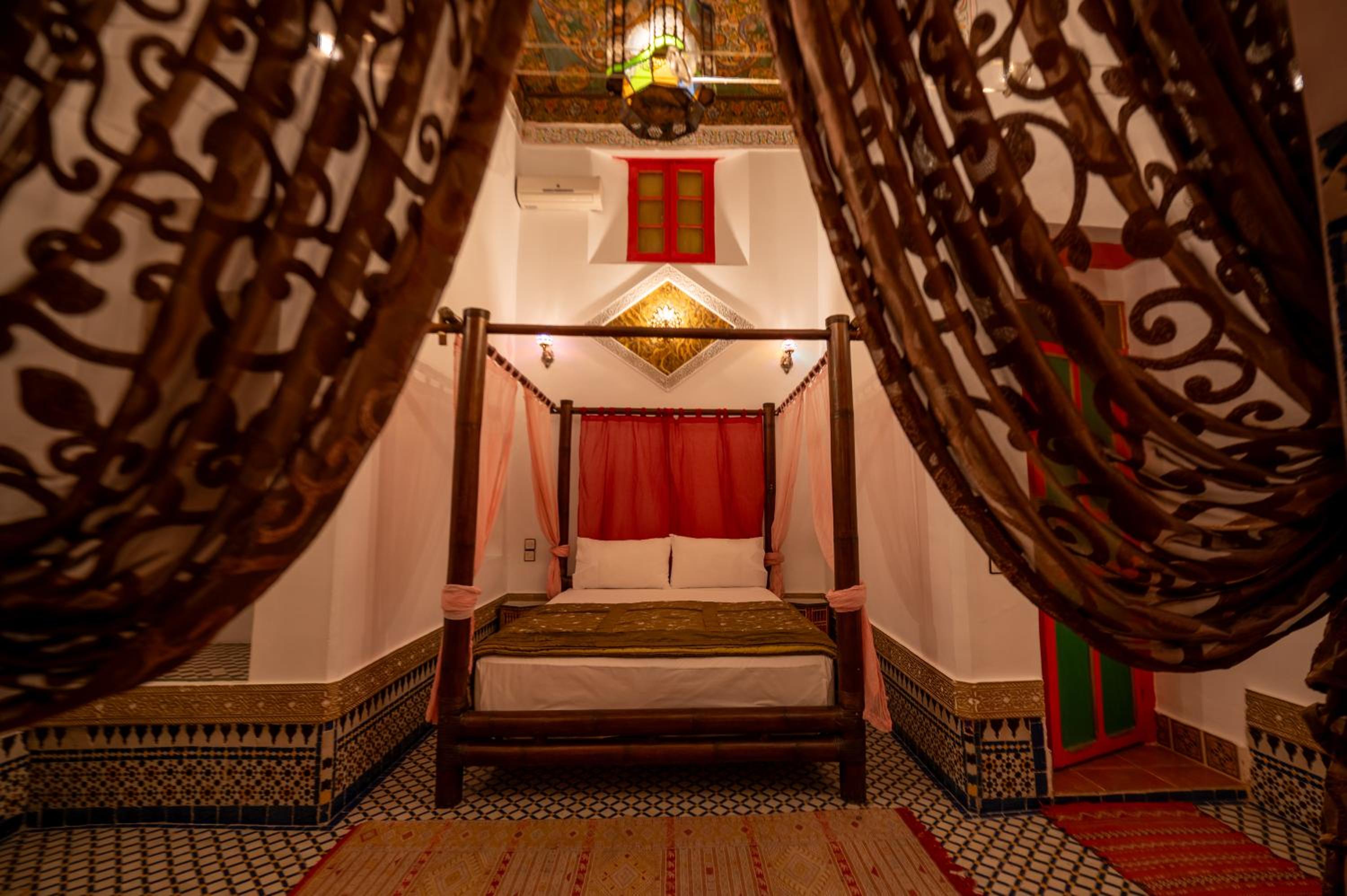 Riad Amira Luxury Palace