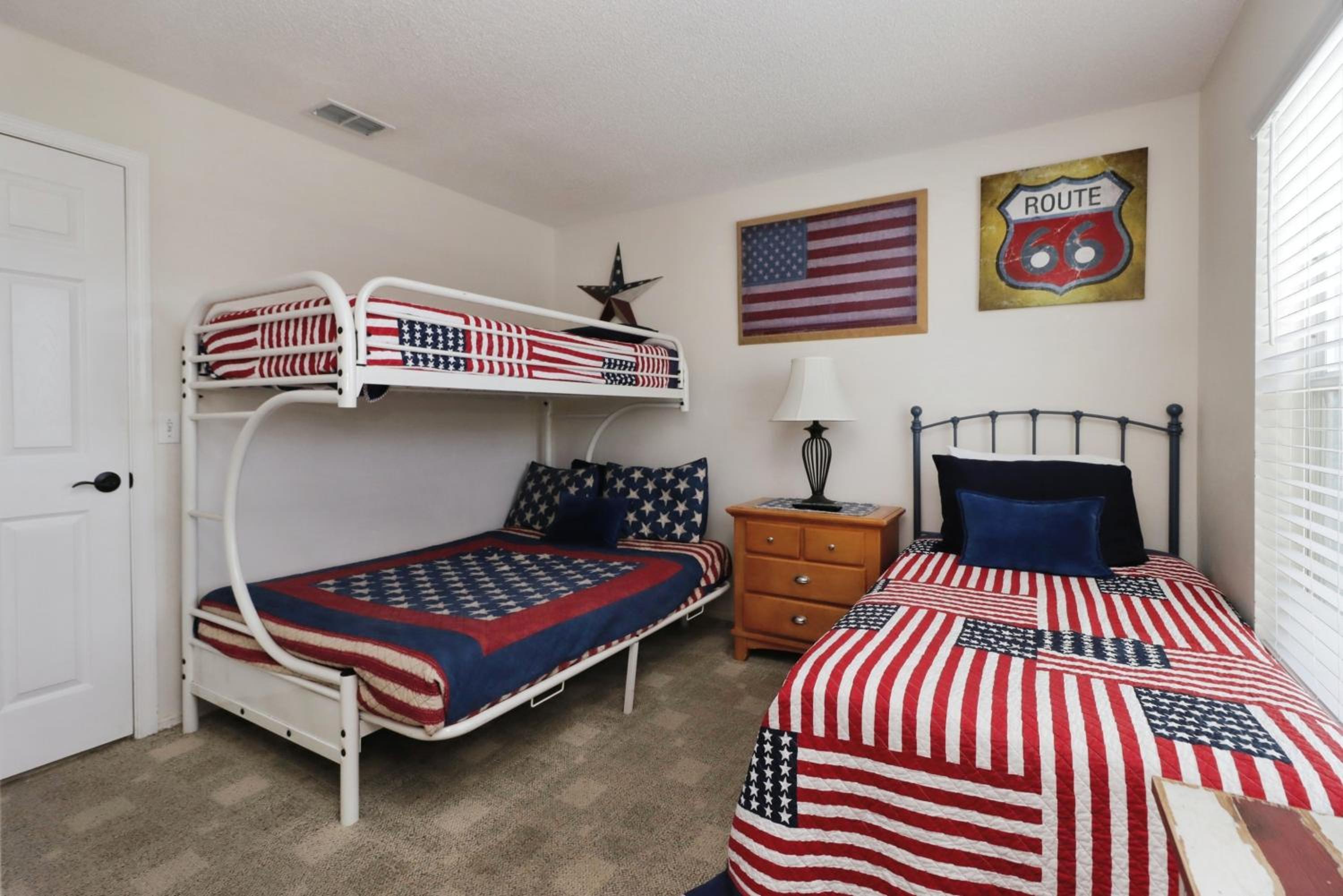 Ideal for Couples or Families looking for a Vacation Home with Private Pool and Yard