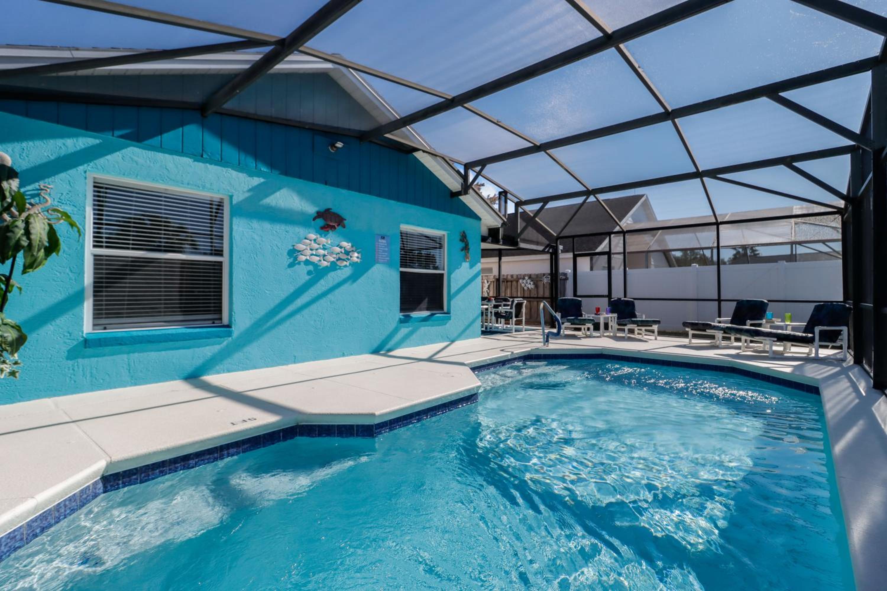 Ideal for Couples or Families looking for a Vacation Home with Private Pool and Yard