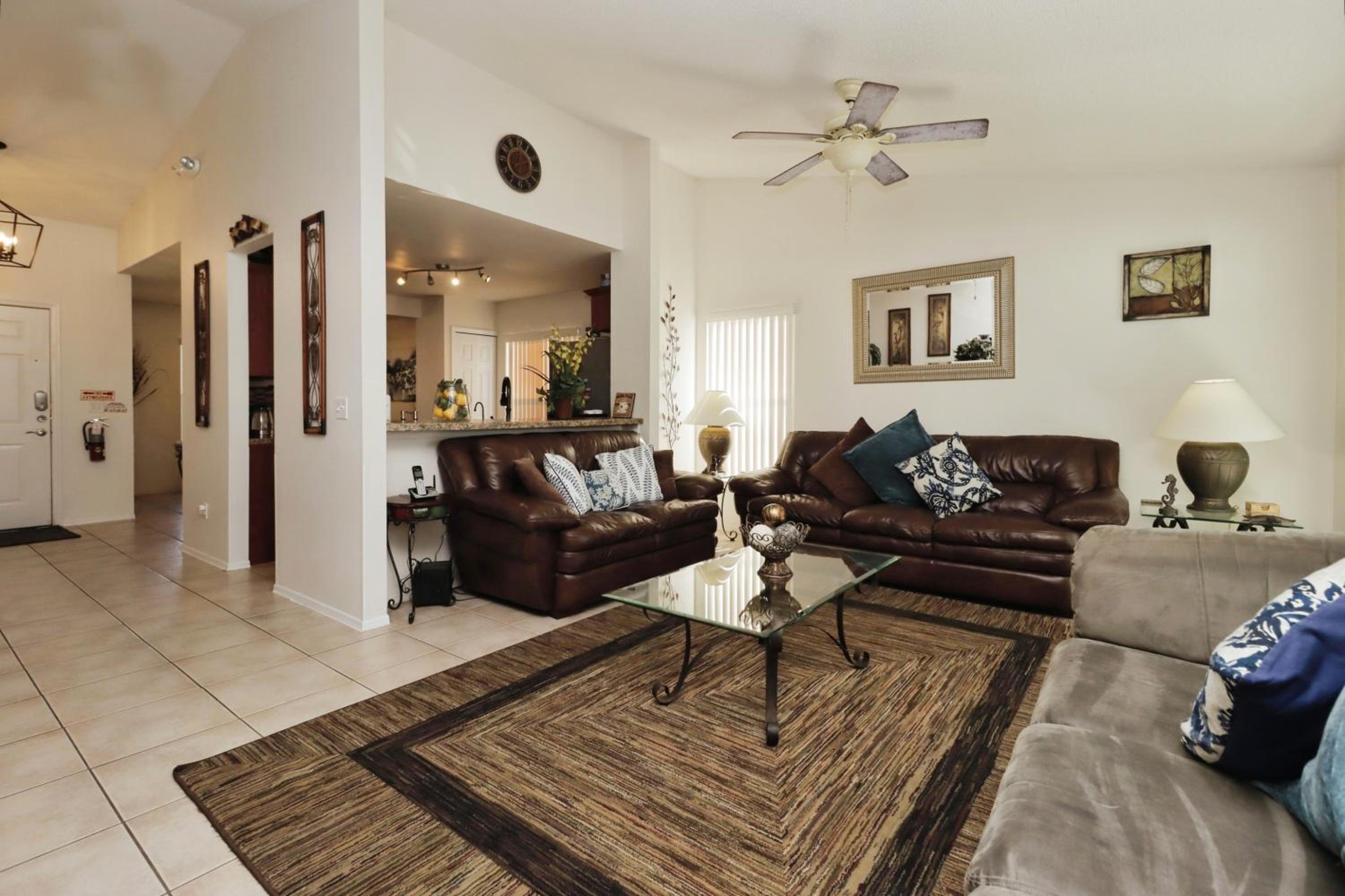 Ideal for Couples or Families looking for a Vacation Home with Private Pool and Yard