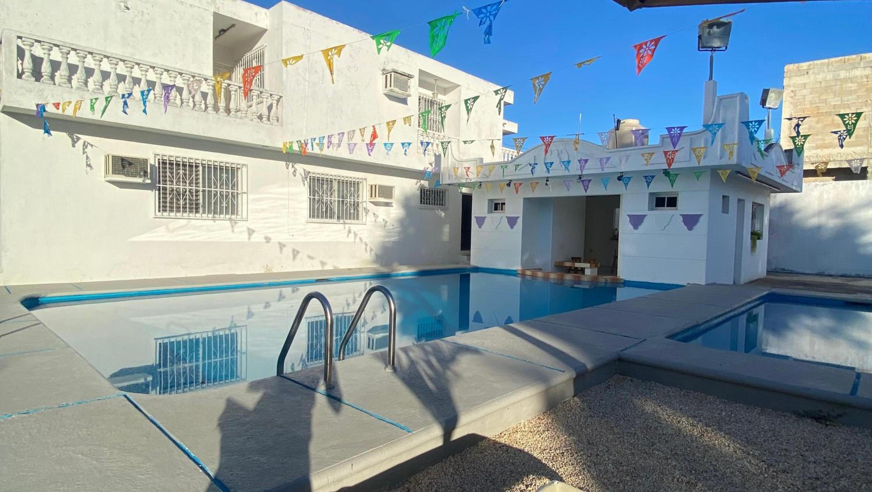 Hostel Treebu