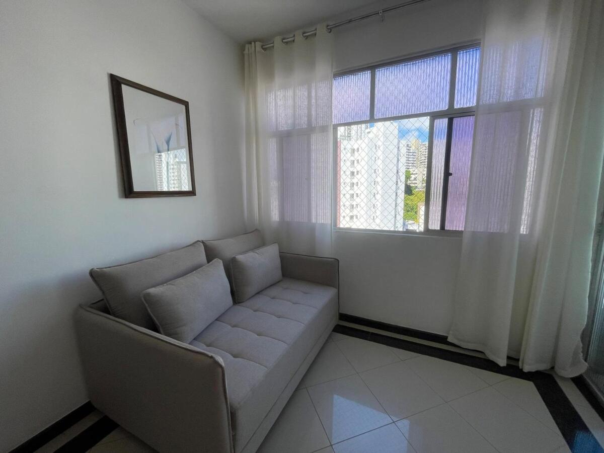 Apartment in Barra 600m Praia do porto da Barra