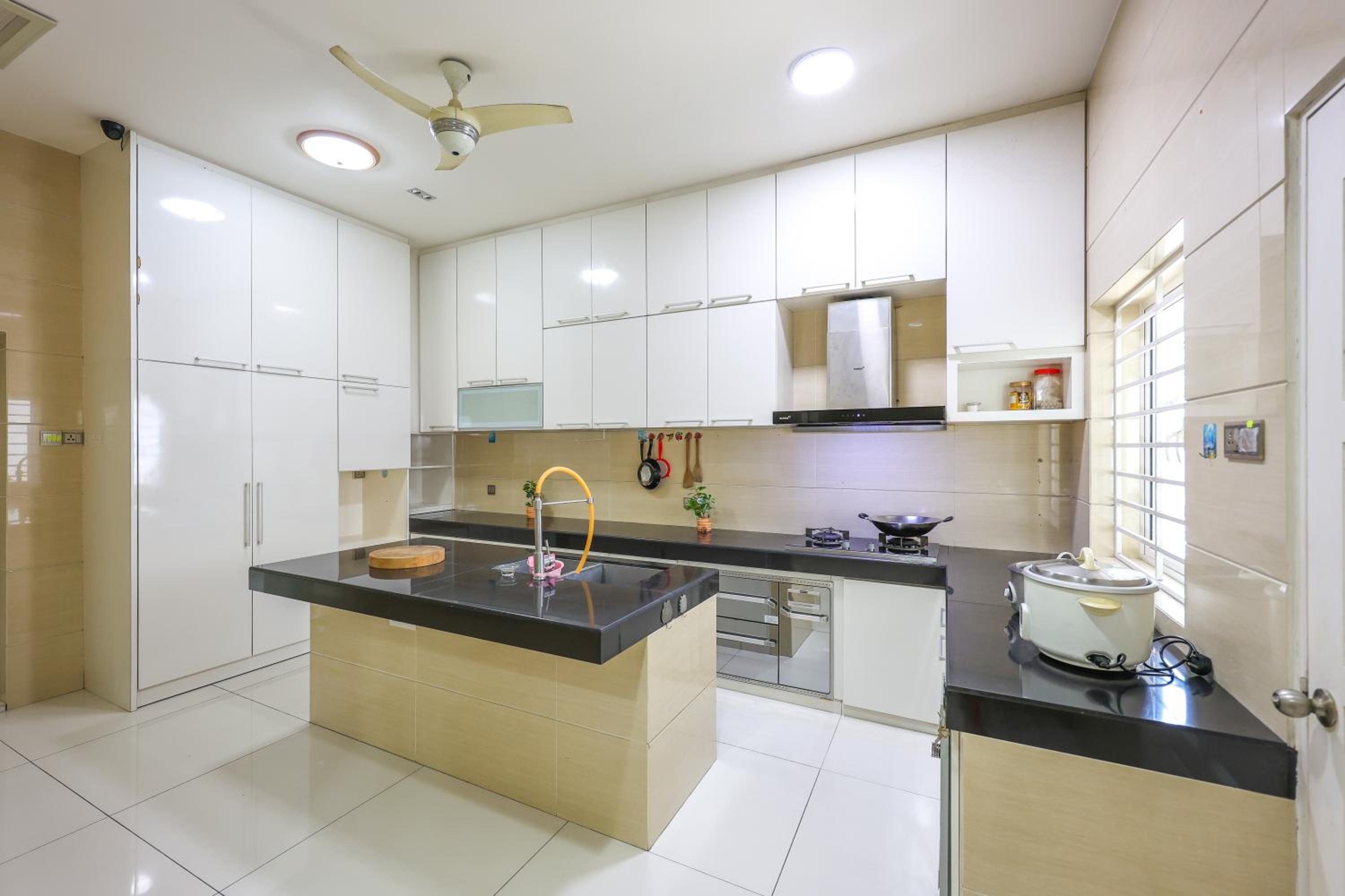 Serene Pool Villa -Luxury Stay with Relaxing Vibes -Clover Home