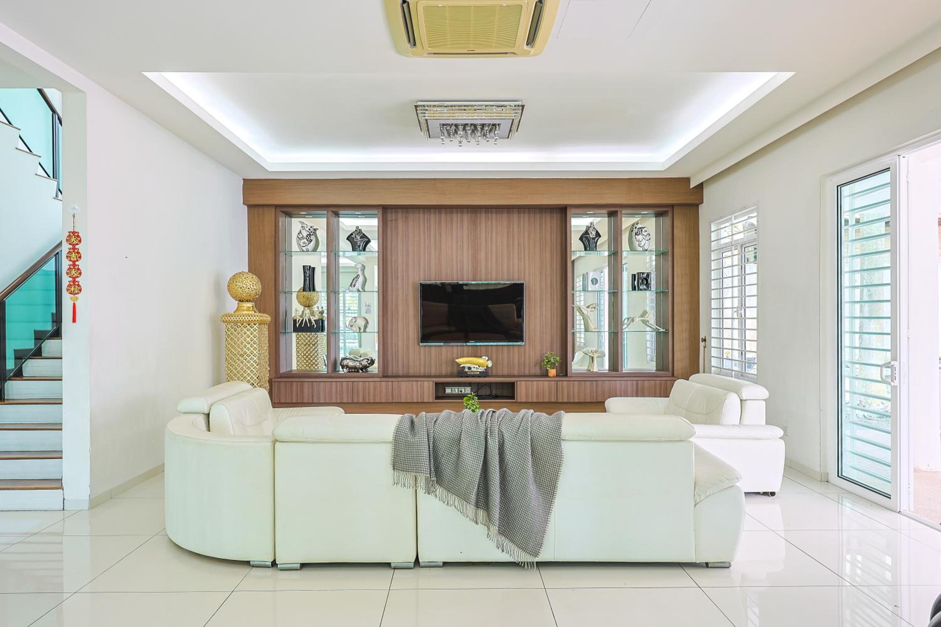 Serene Pool Villa -Luxury Stay with Relaxing Vibes -Clover Home